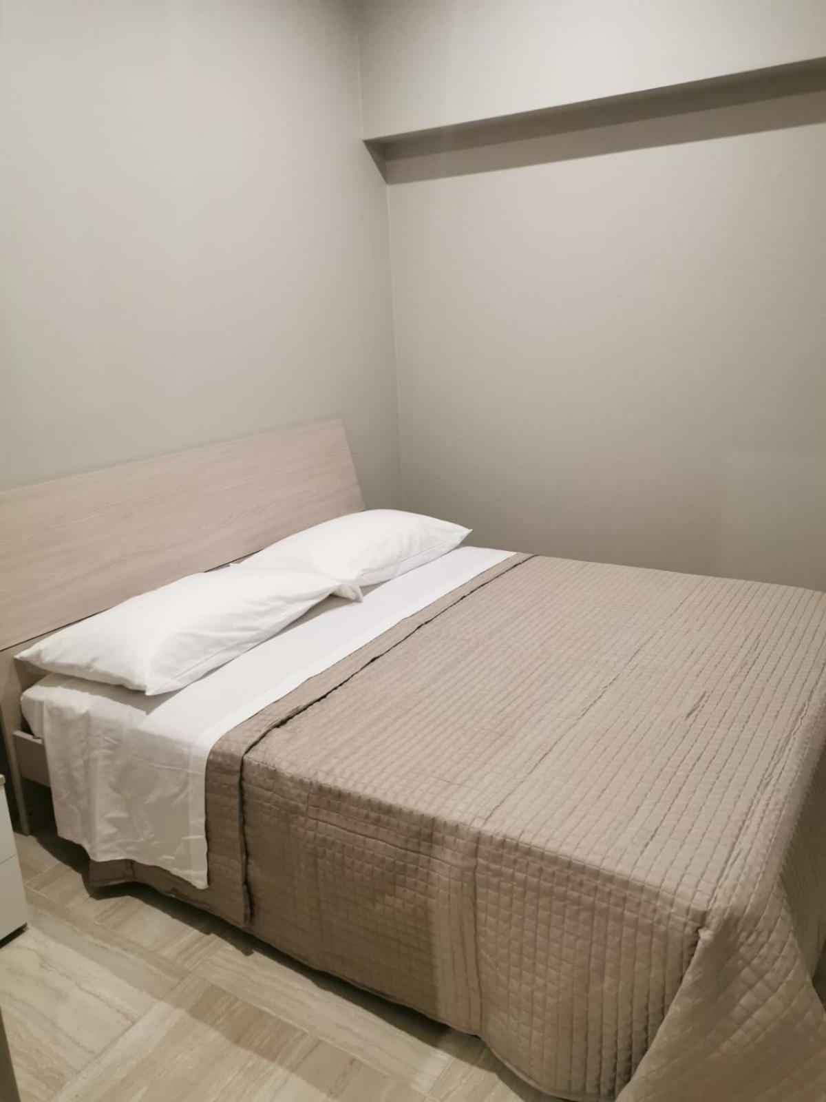 Family Room with Private Bathroom - Photo 1