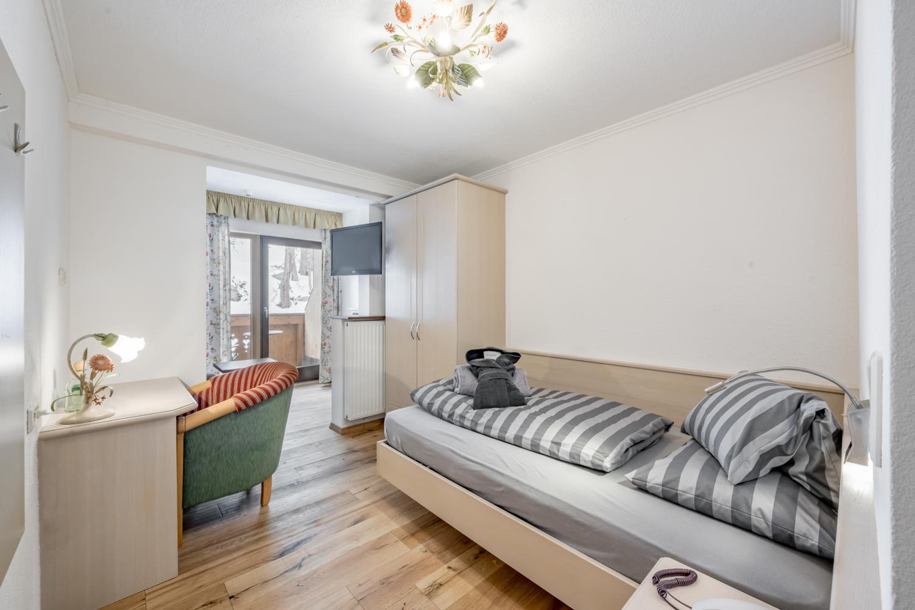 Single Room With Balcony