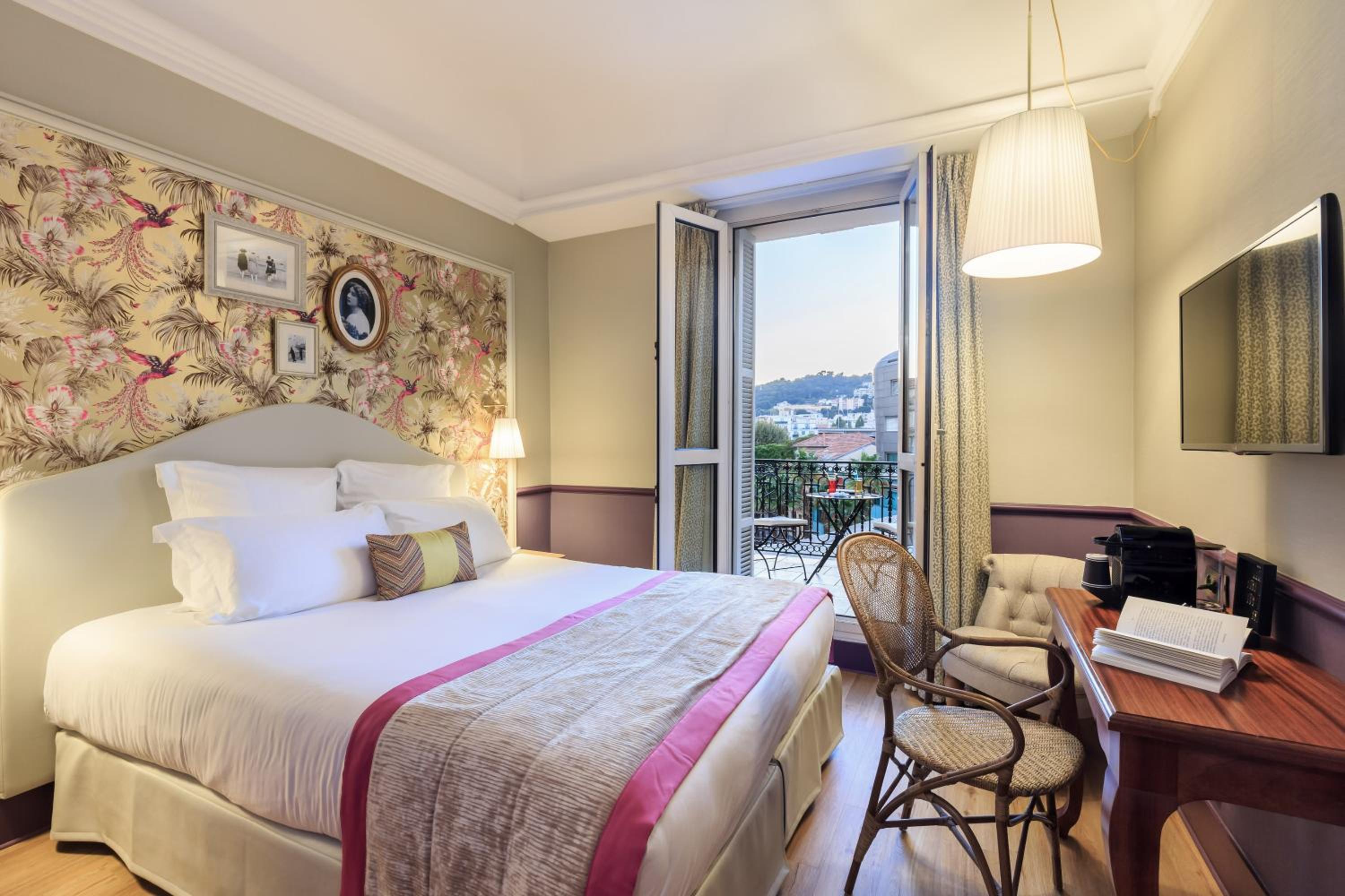 Superior Double or Twin Room with Terrace - Photo 1