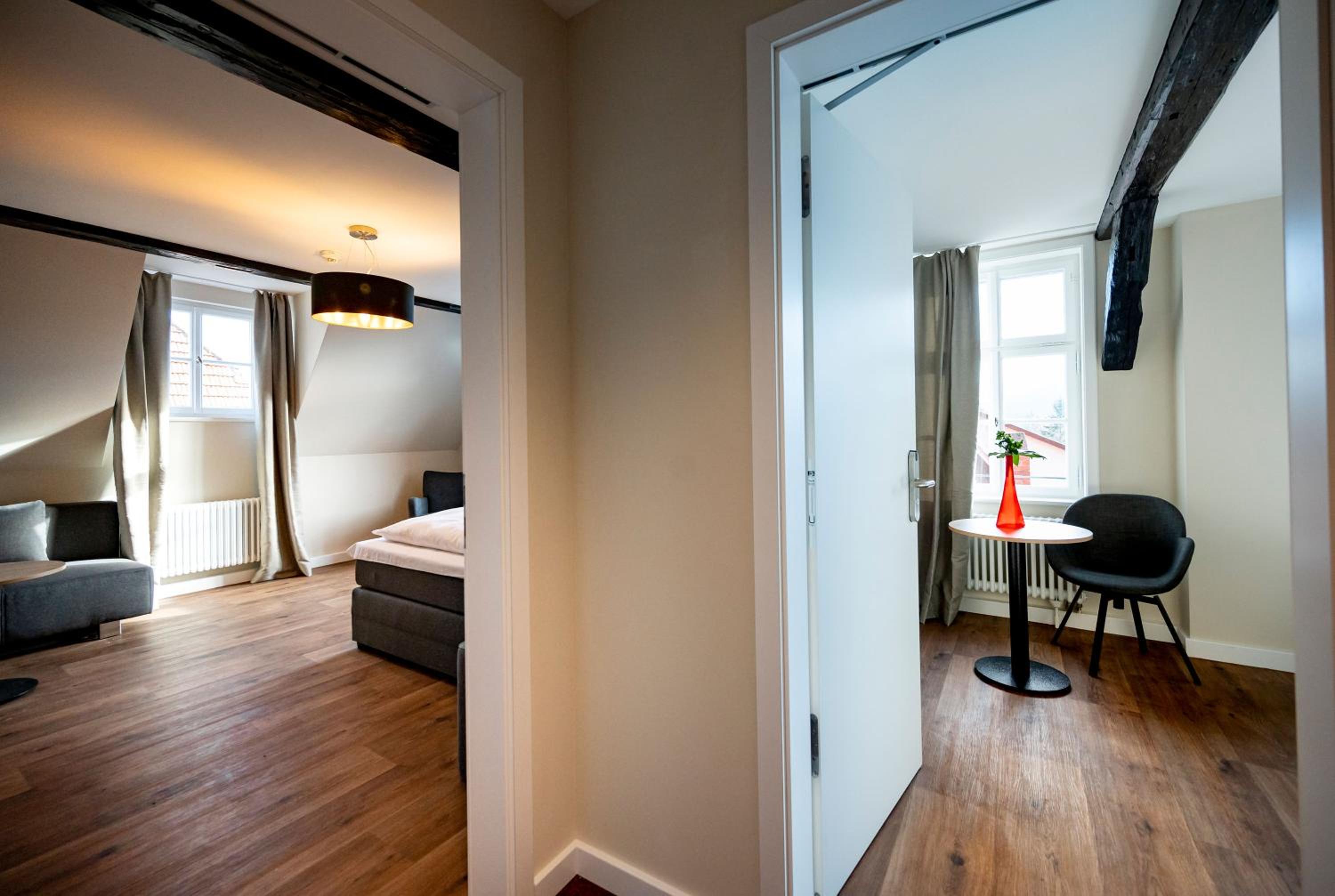 Basic Triple Room with Shared Bathroom