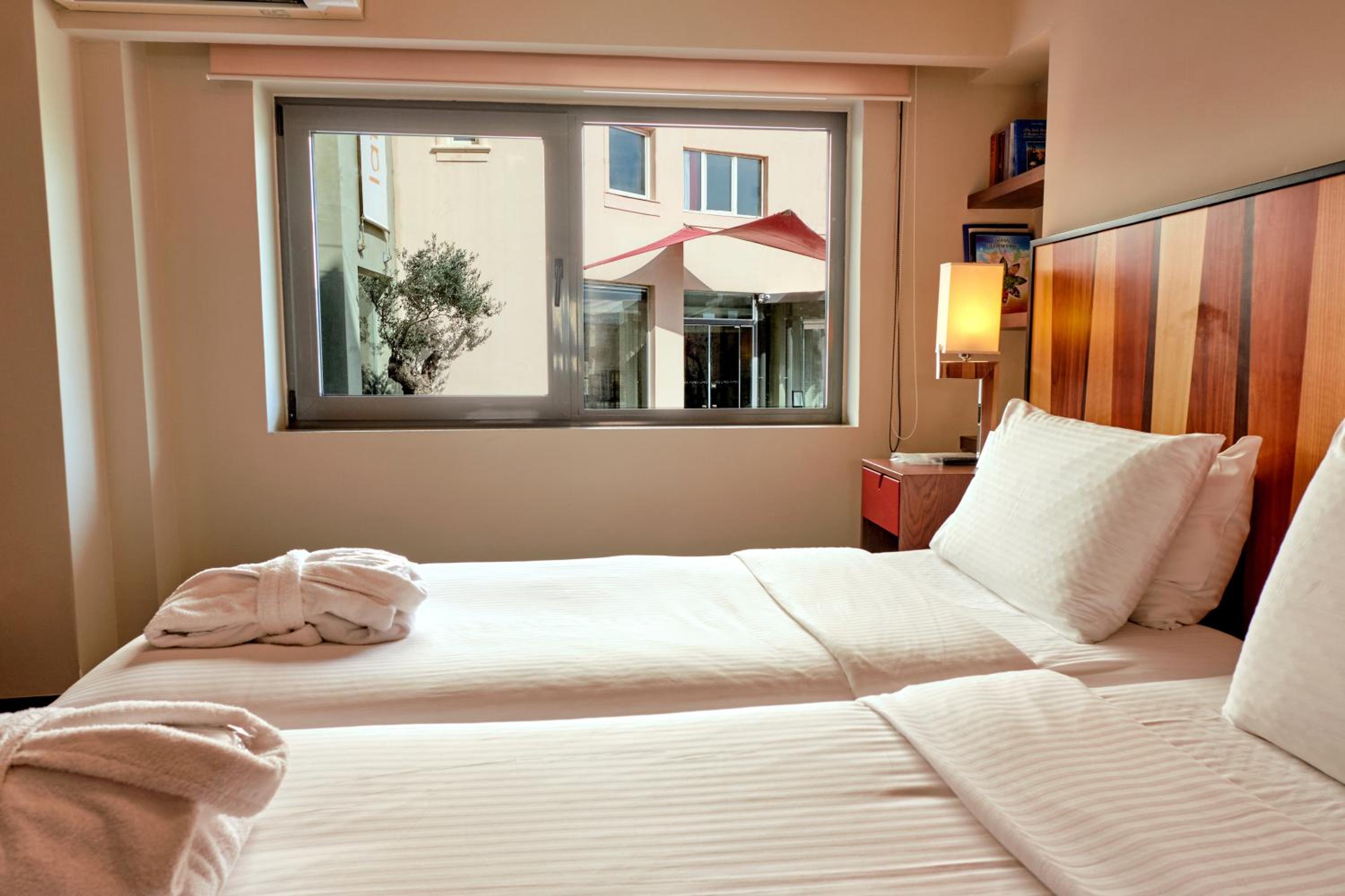 Standard Room photo 2