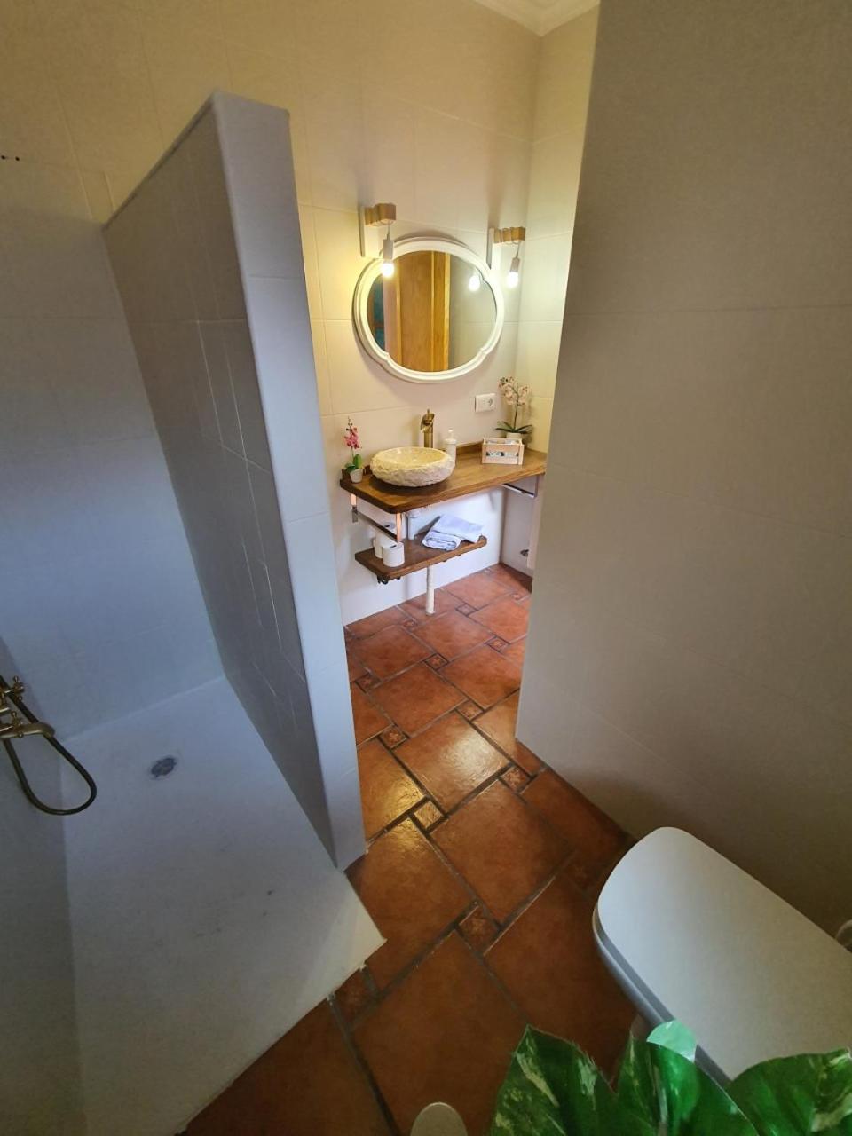 Two-Bedroom Apartment - Photo 6