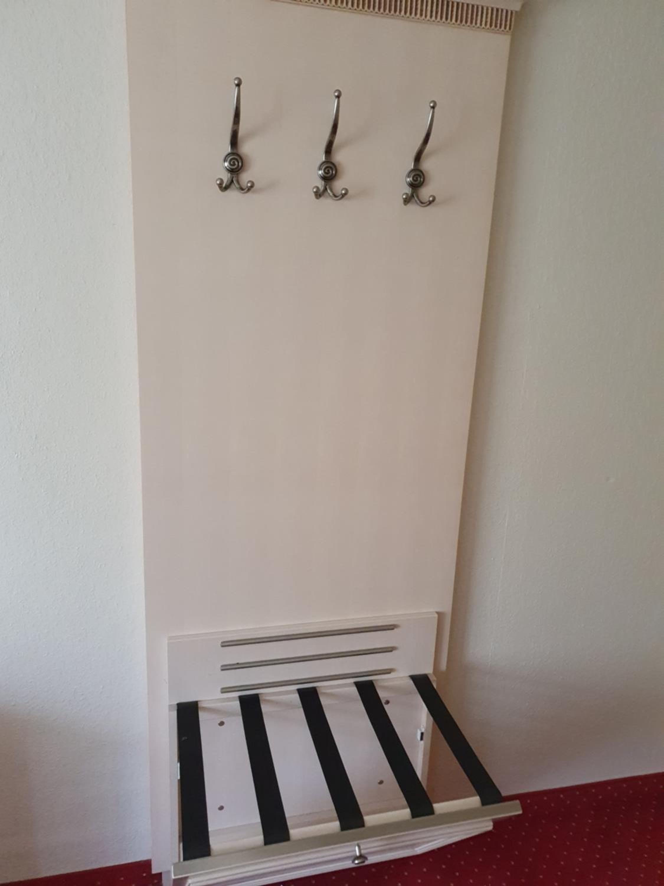 Double Room - Photo 7
