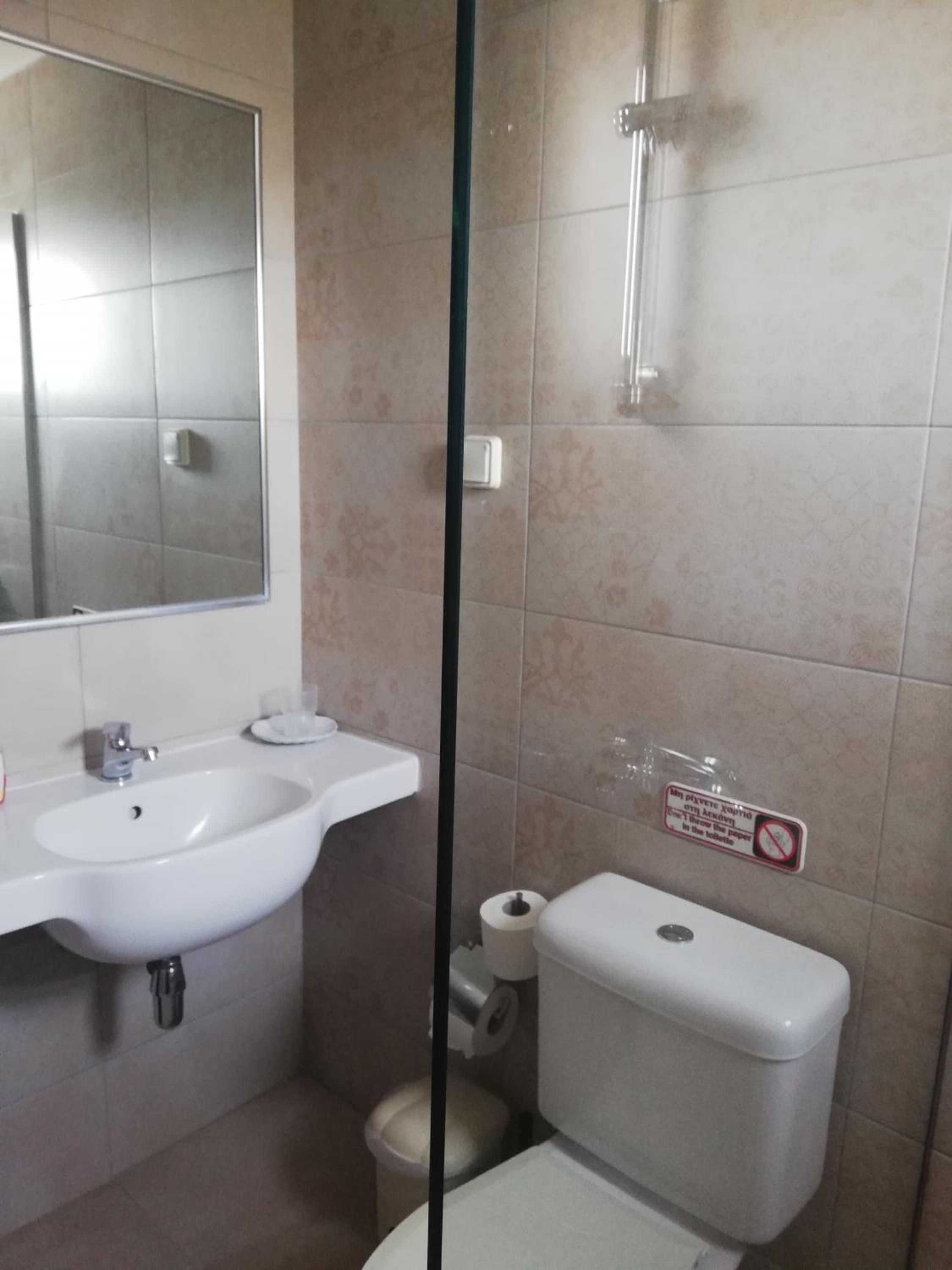 Executive Suite - Photo 11
