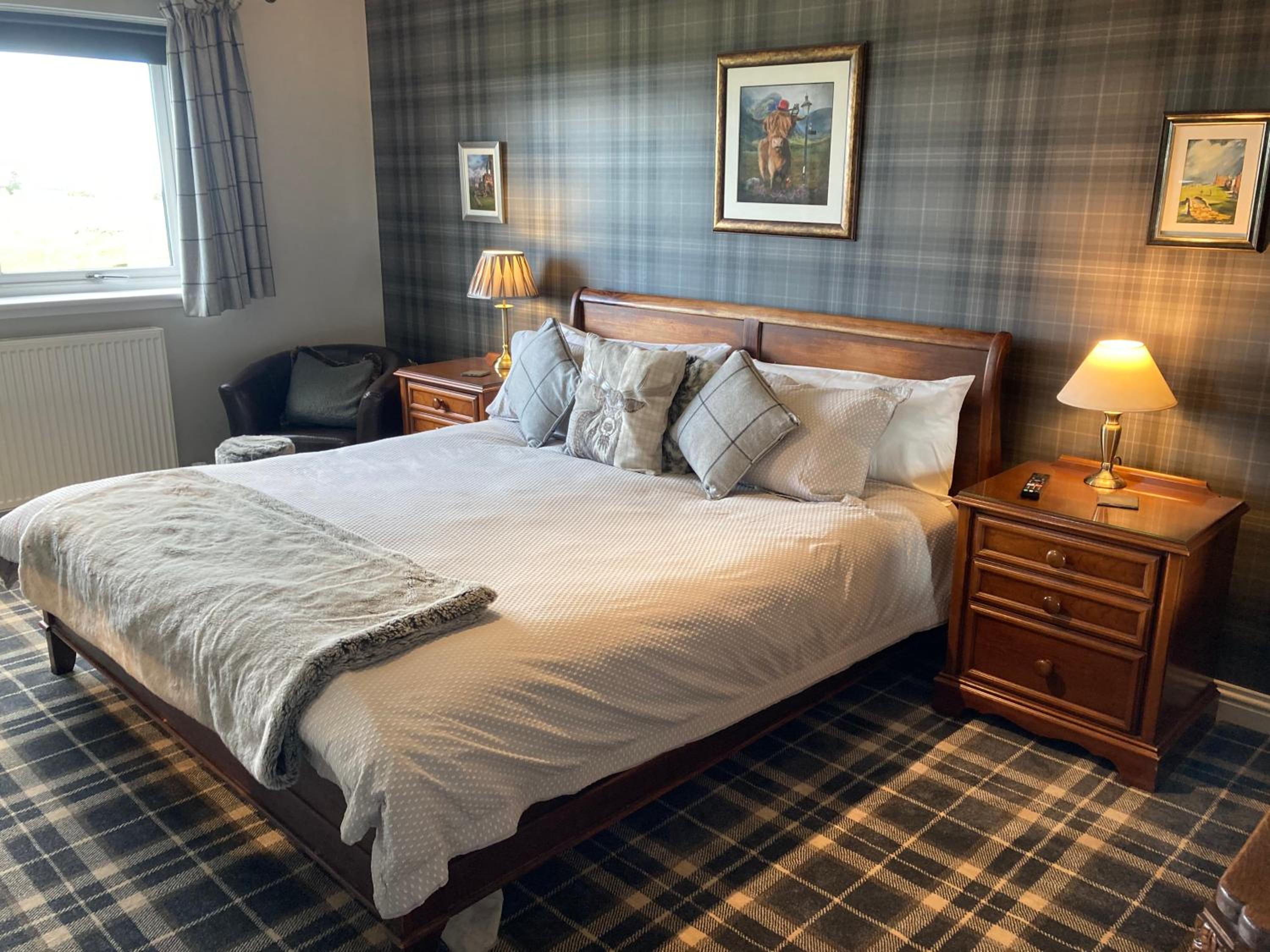 Superior King Room photo 2