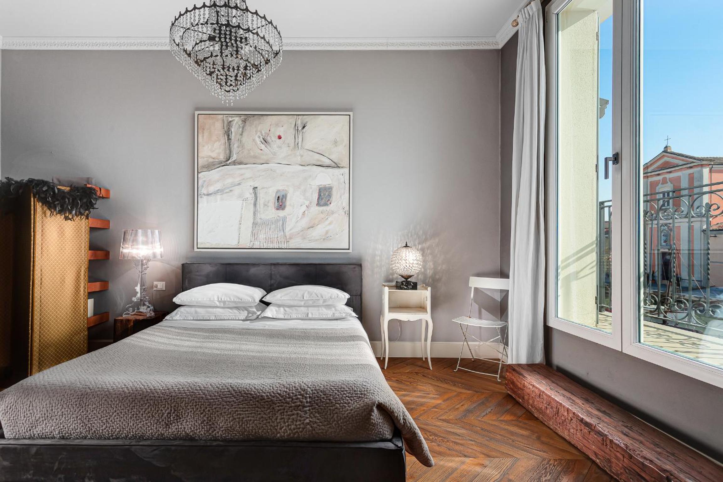 Superior Double Room with Balcony - Photo 17