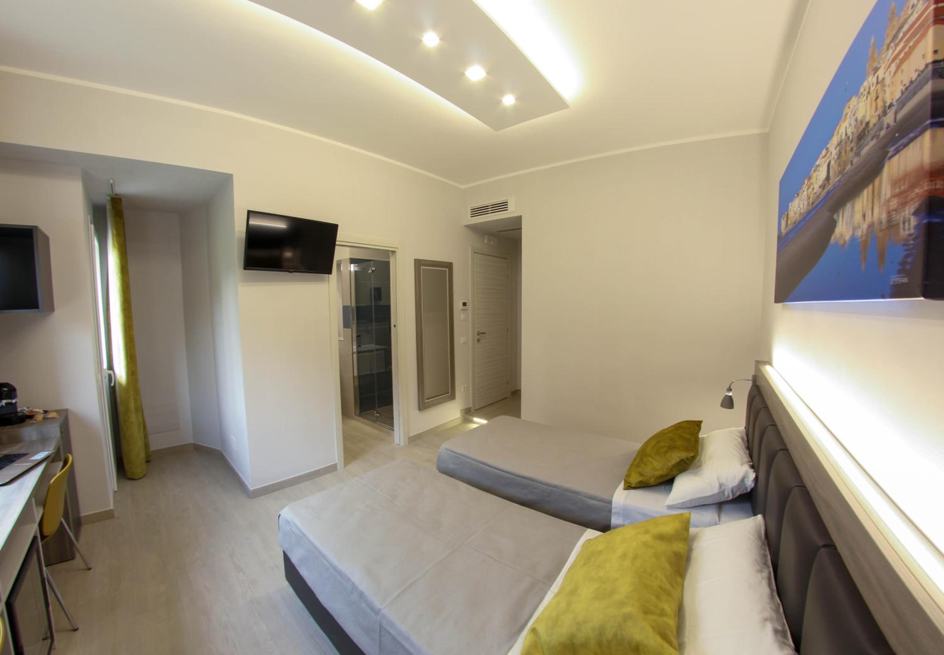Deluxe Double or Twin Room with Balcony photo 1