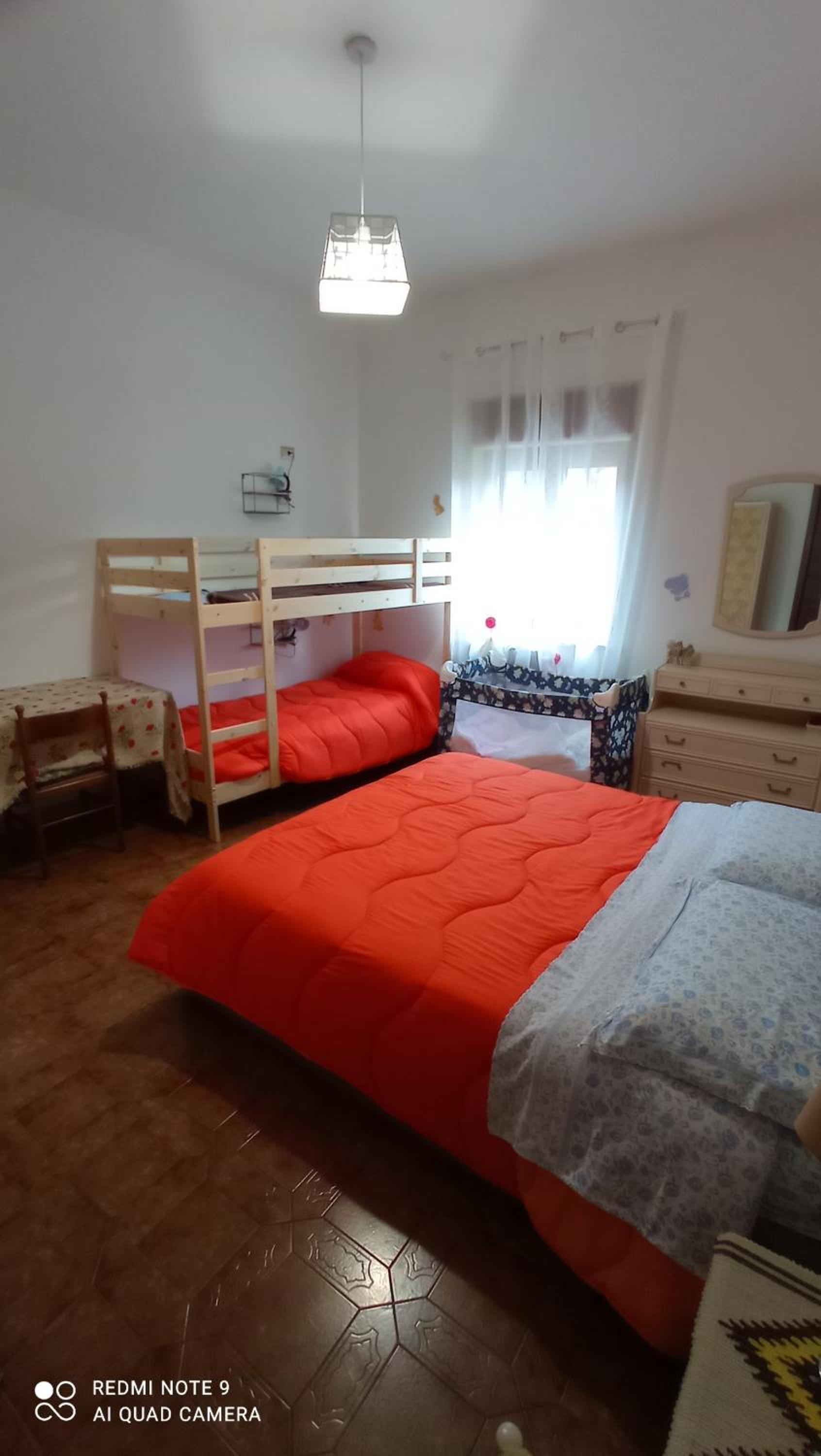 Double or Twin Room with Private Bathroom - Photo 7