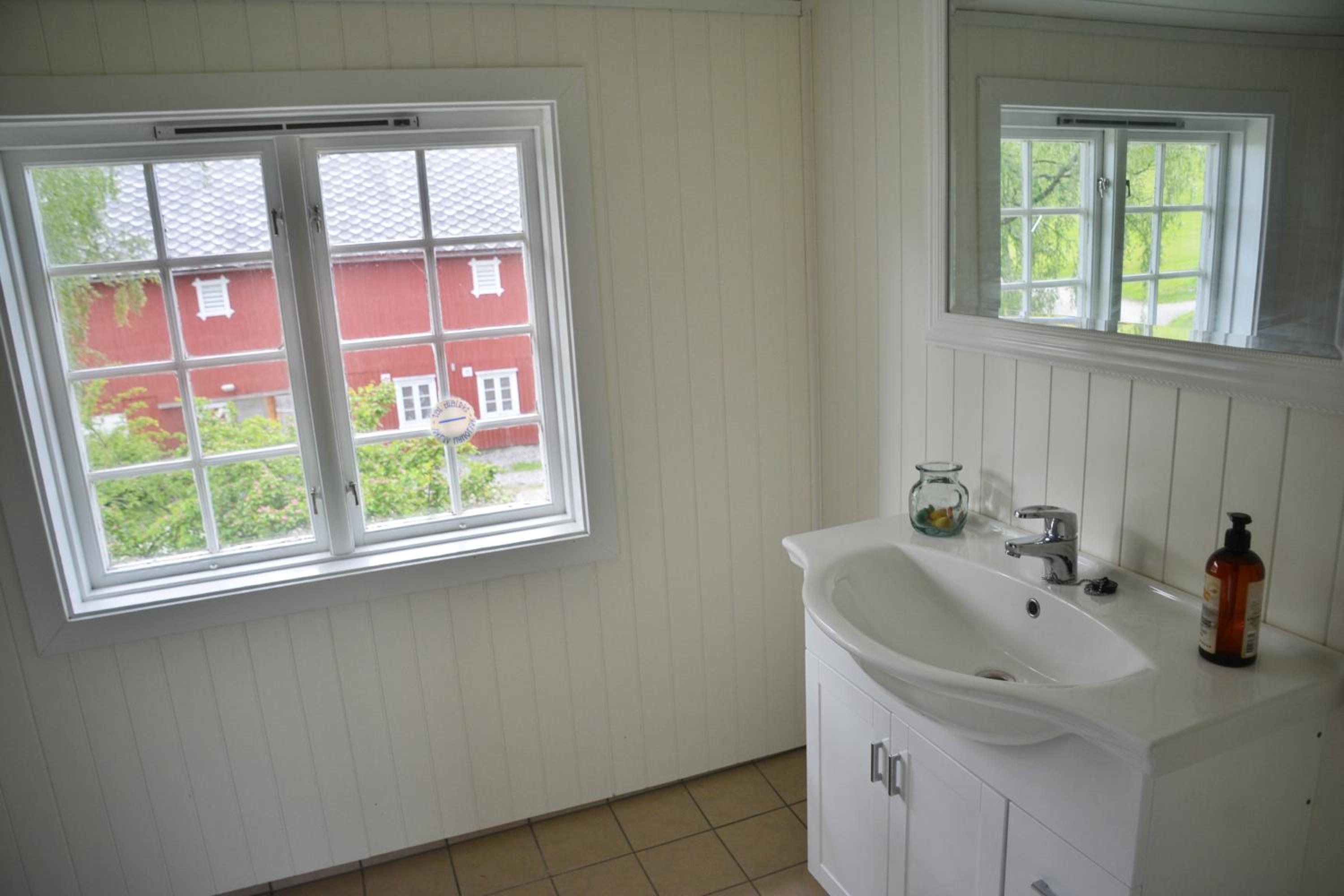 Apartment - Photo 4
