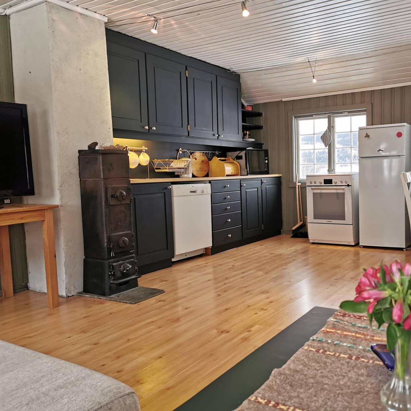Apartment - Photo 8