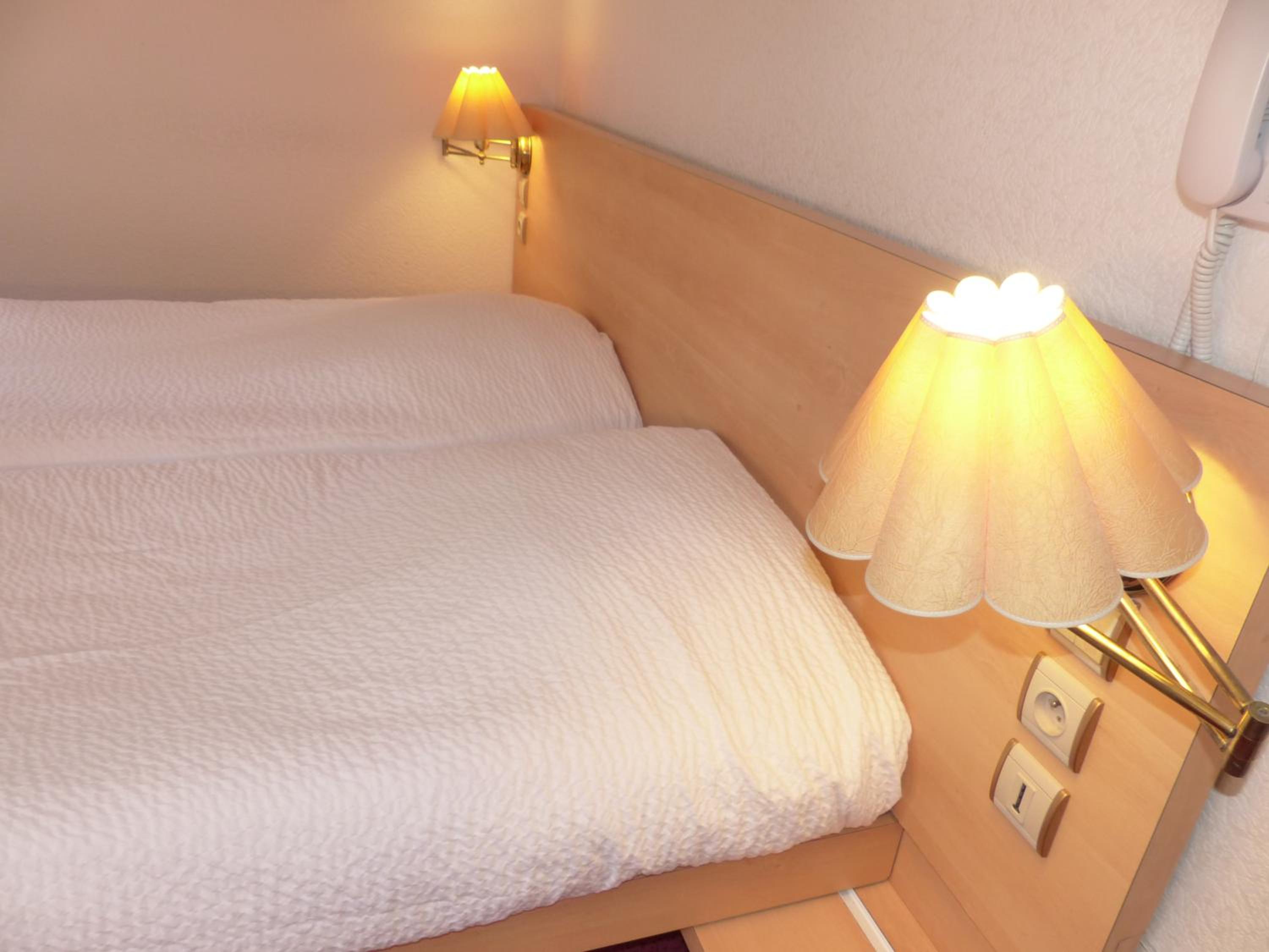 Standard Twin Room photo 1