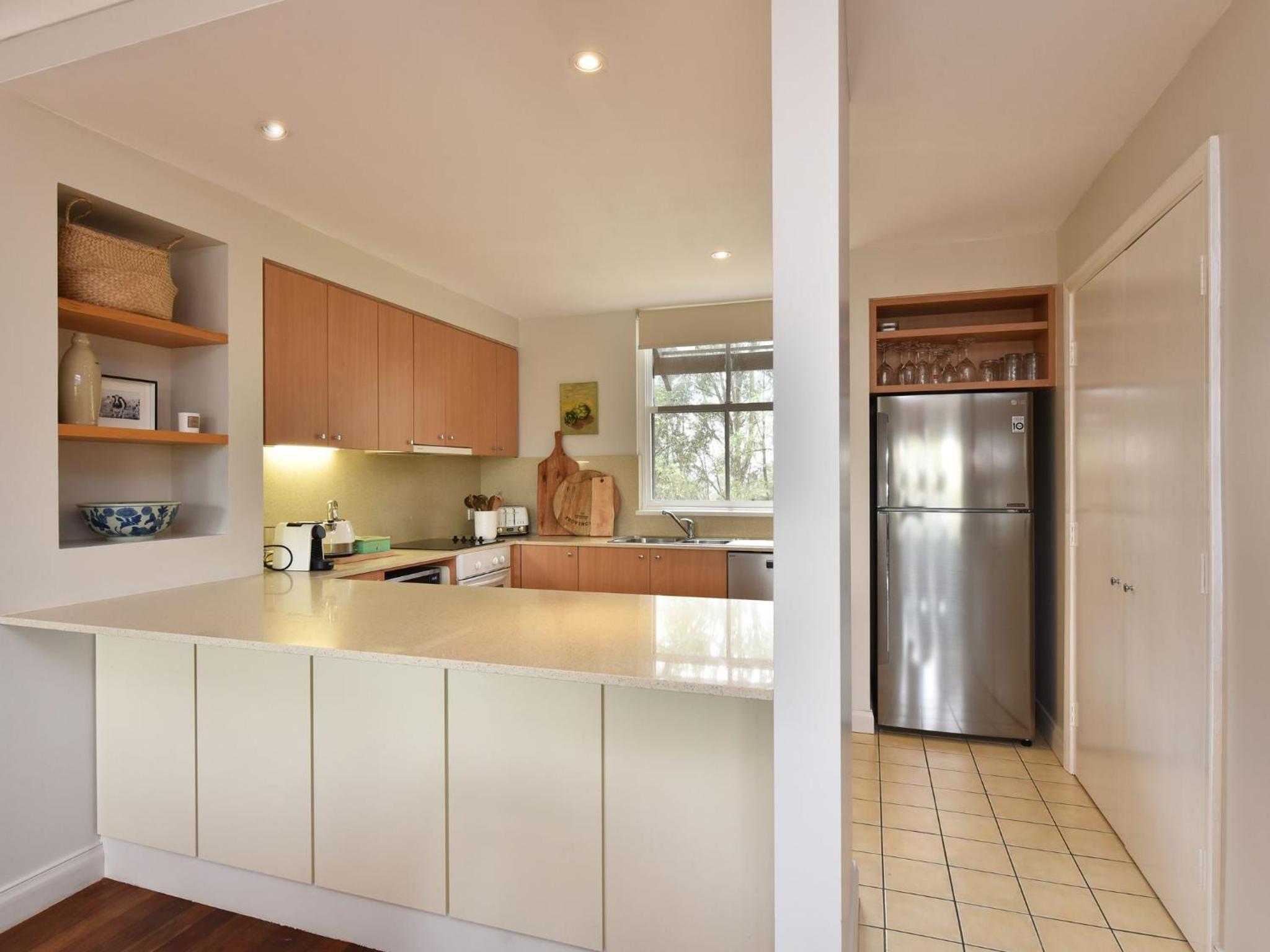 Three-Bedroom Villa - Photo 9