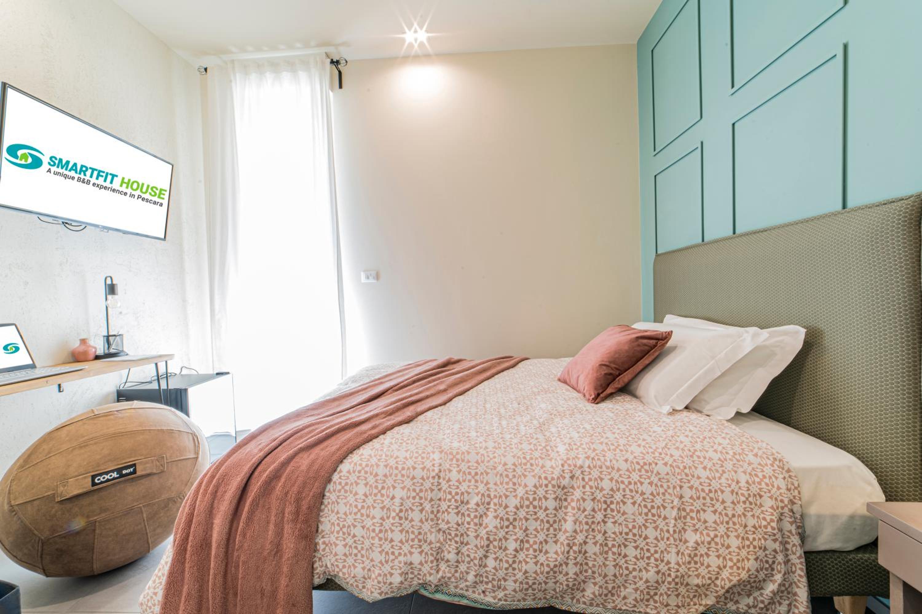 Double Room with Private Bathroom - Photo 1