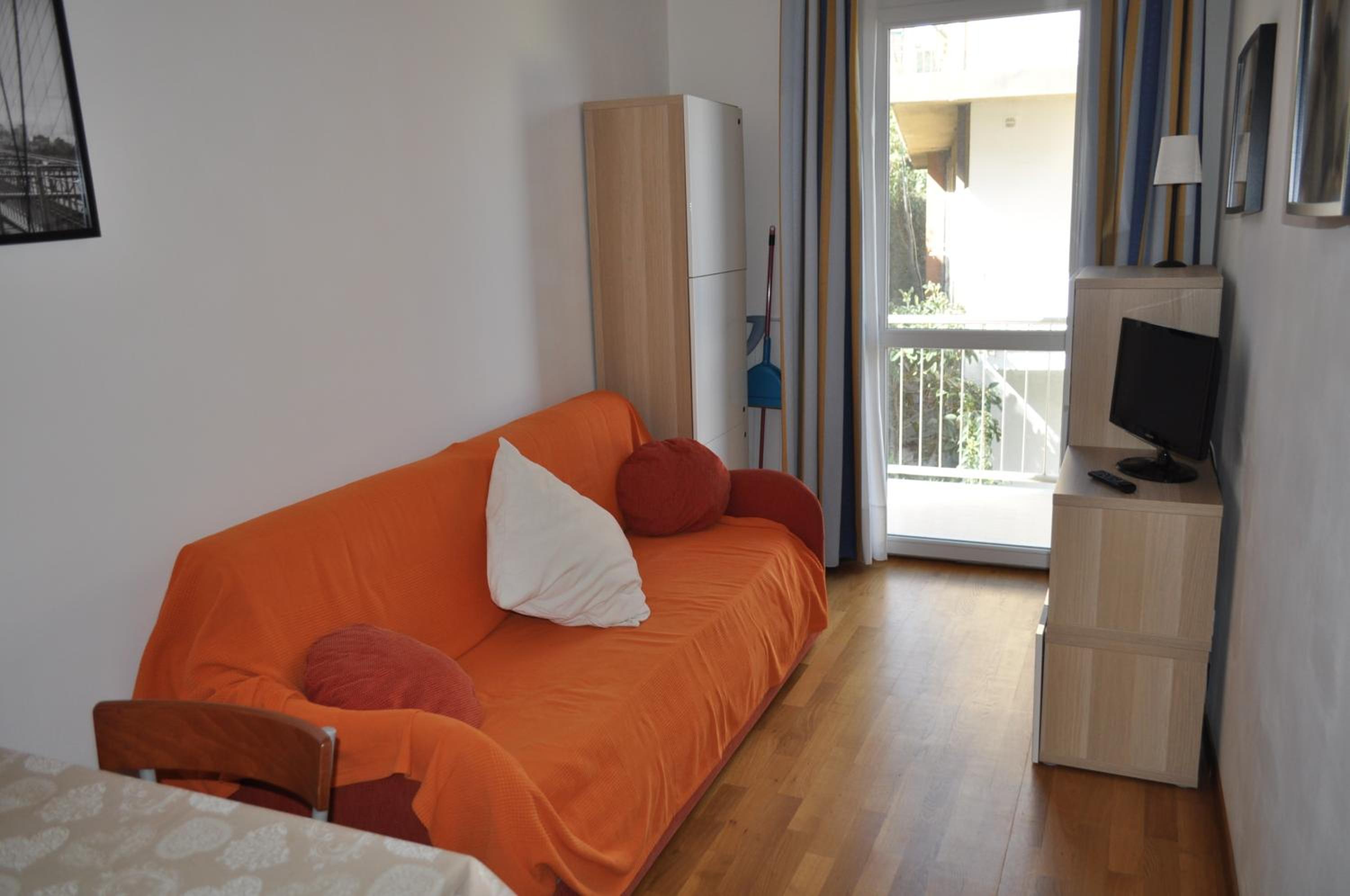 Apartment photo 1