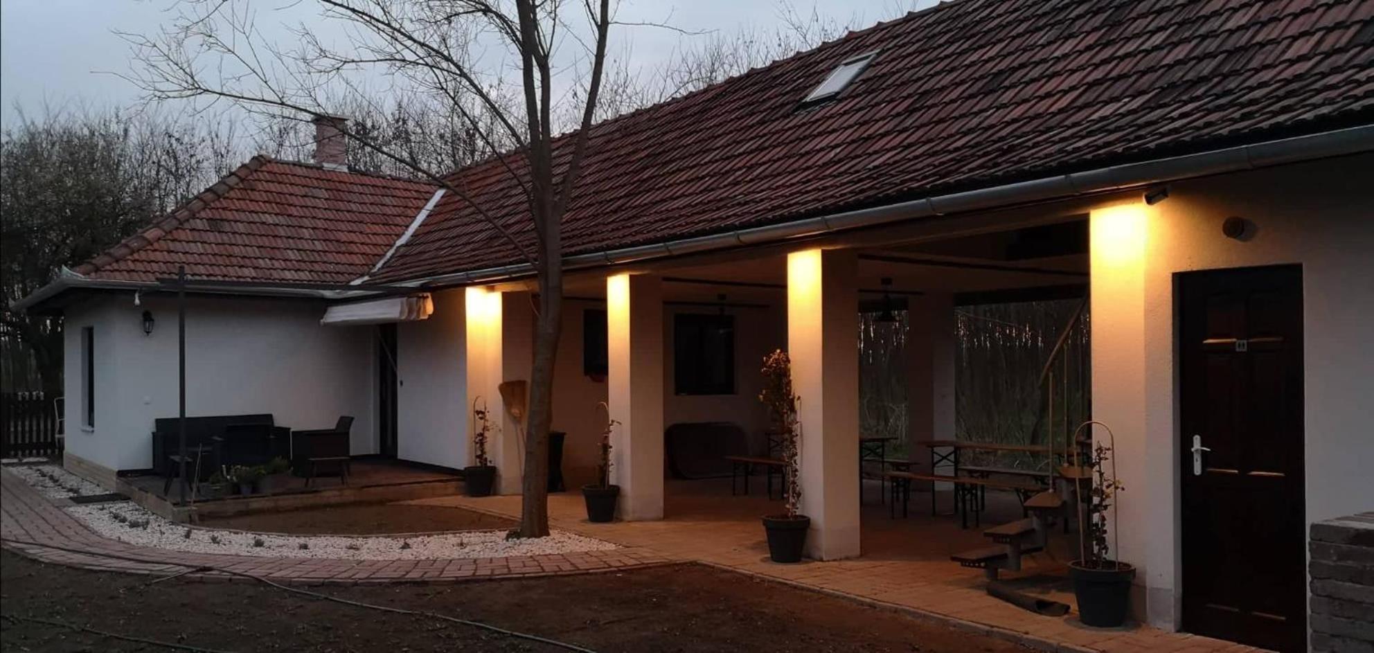 Three-Bedroom Villa photo 3