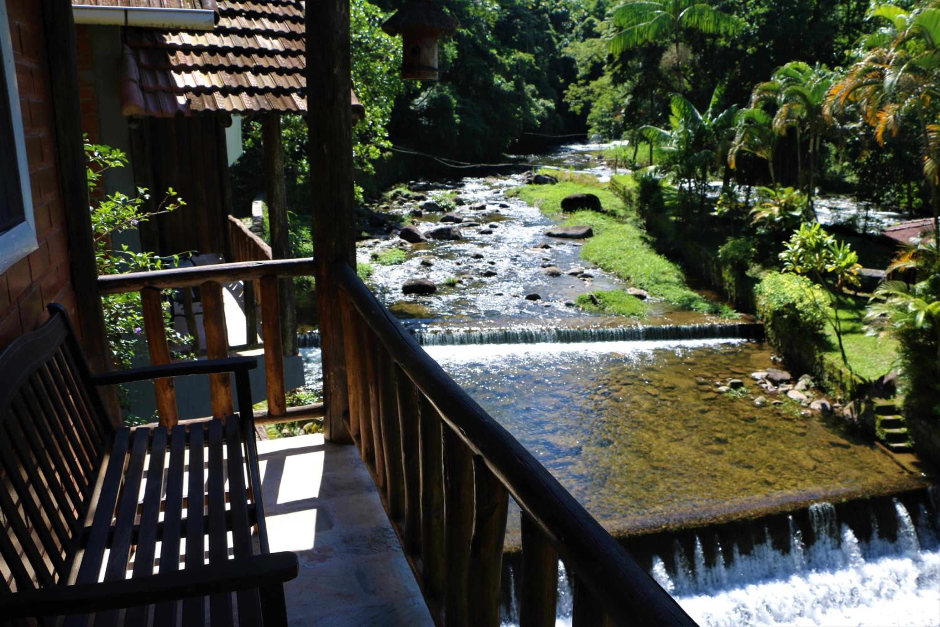 Deluxe Double Room with Balcony photo 2
