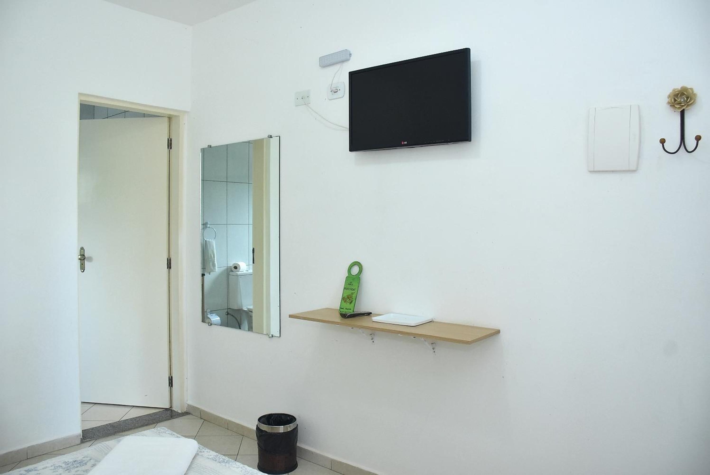 Apartment with Mountain View photo 3
