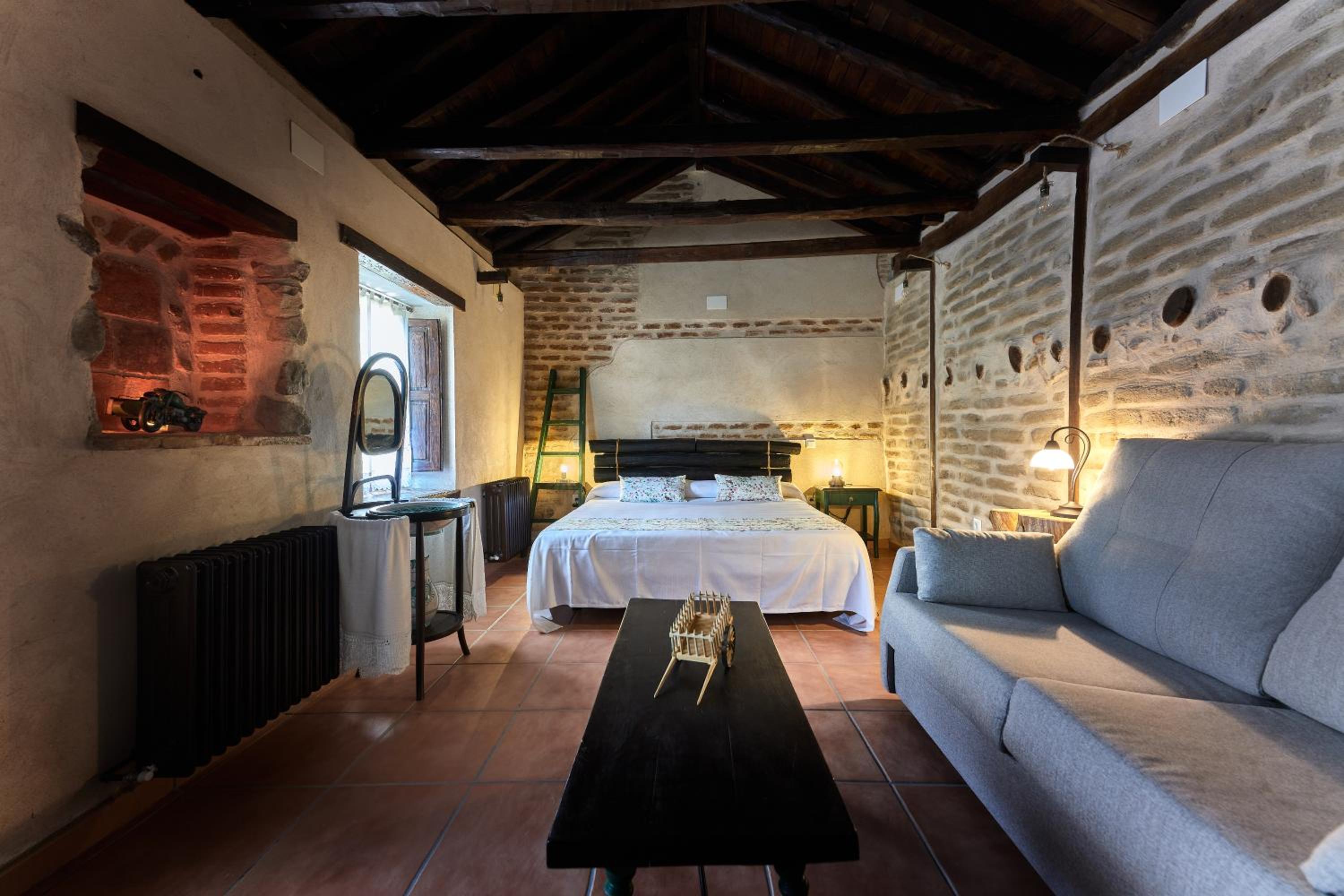 Three-Bedroom House - Photo 12