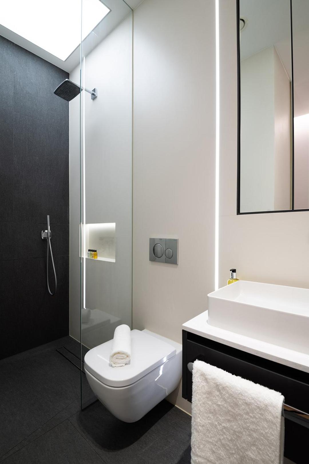 Studio Apartment photo 3