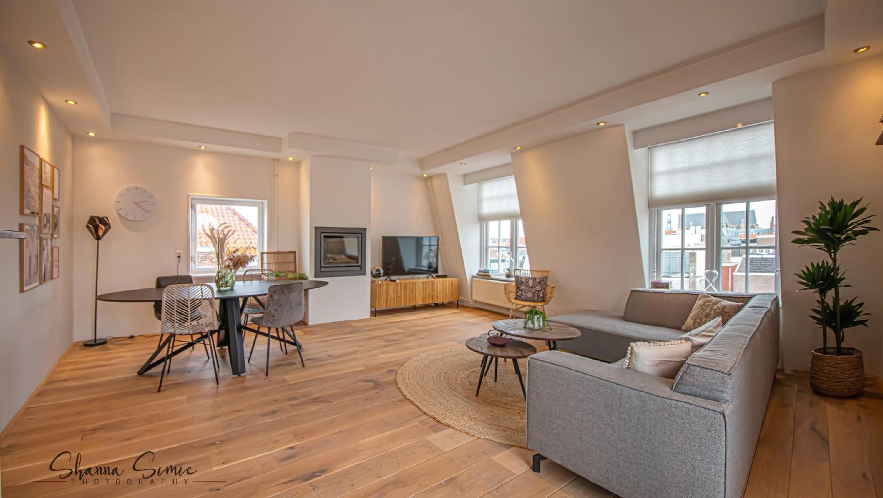 Penthouse Apartment - Photo 1