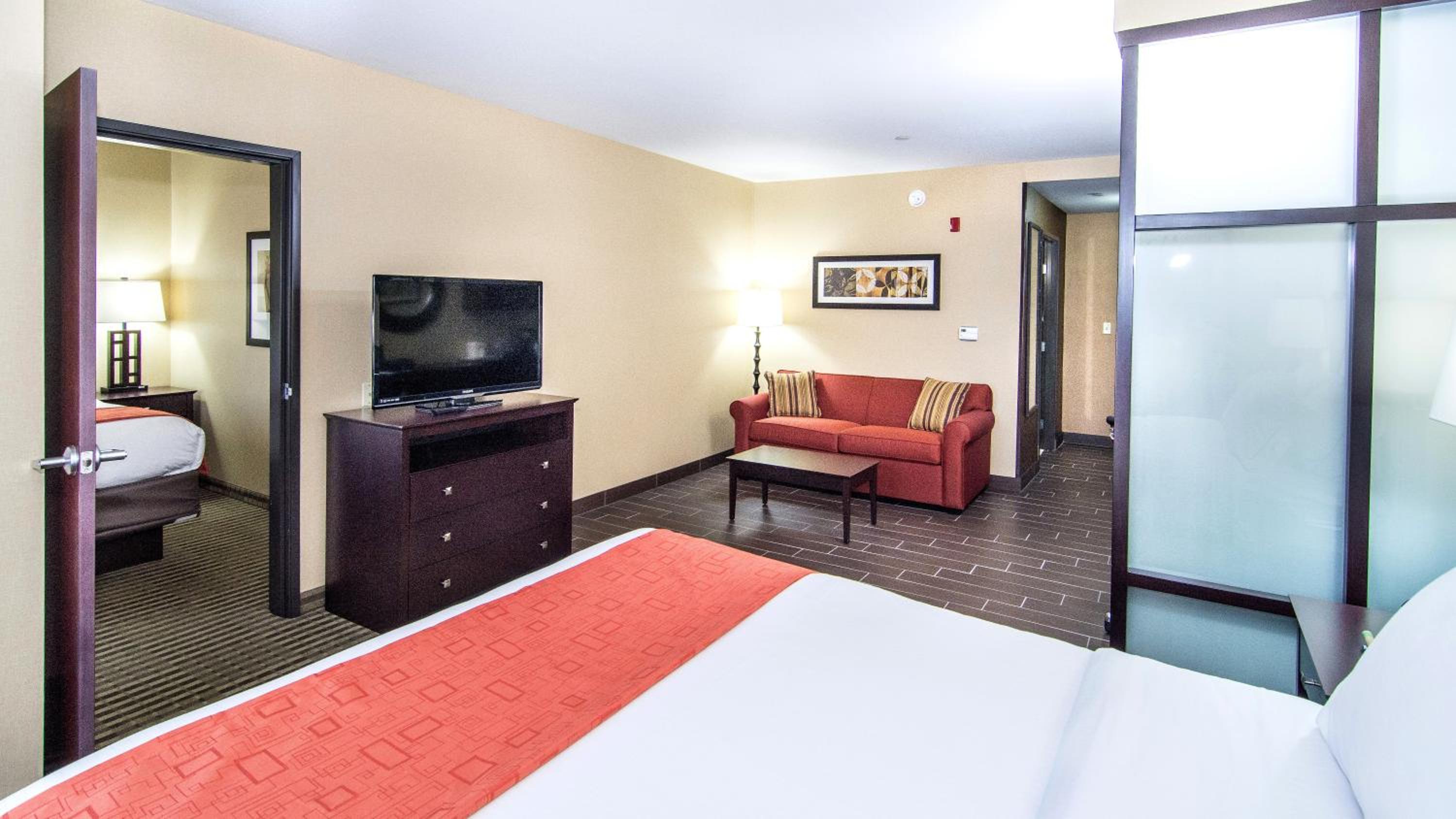 Two-Bedroom Suite with Roll-In Shower - Disability Access