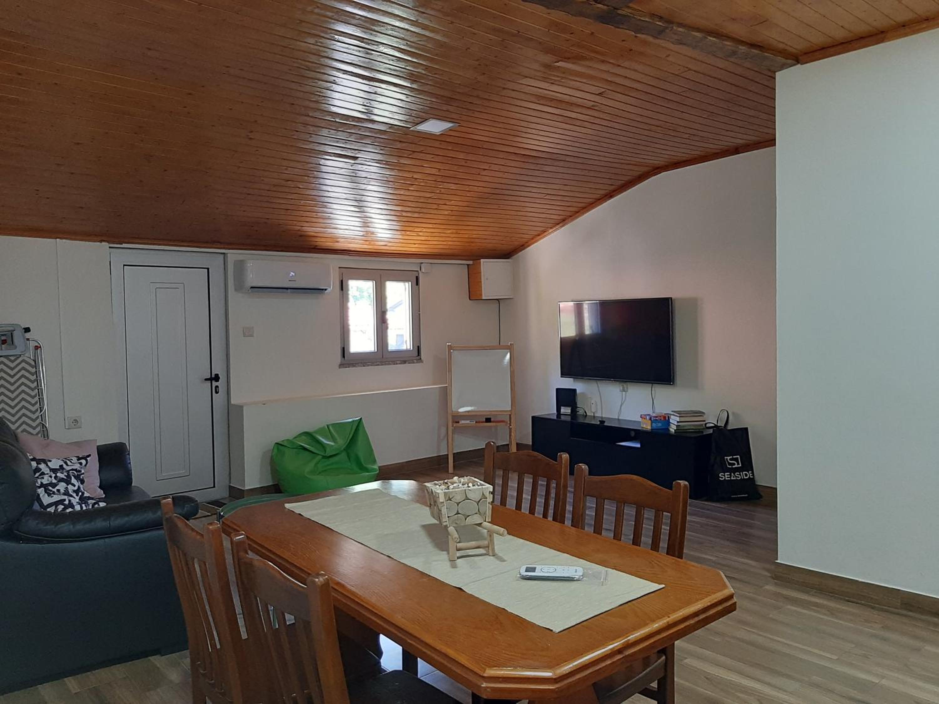 Two-Bedroom House photo 2