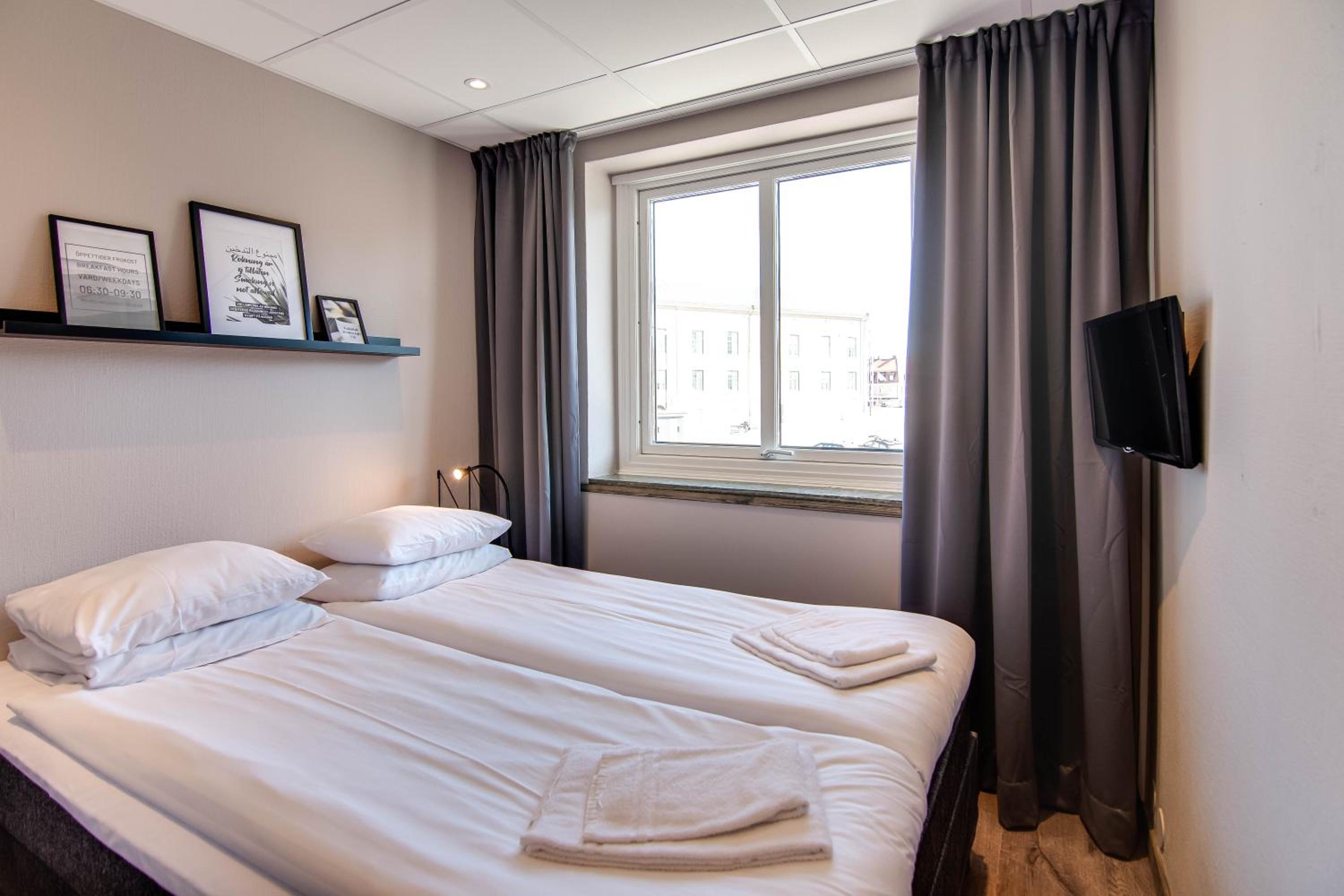 Small Double Room photo 1