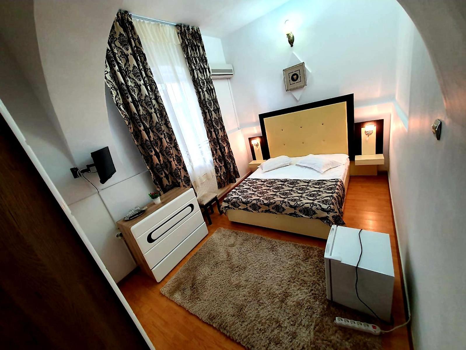 Standard Double Room photo 2