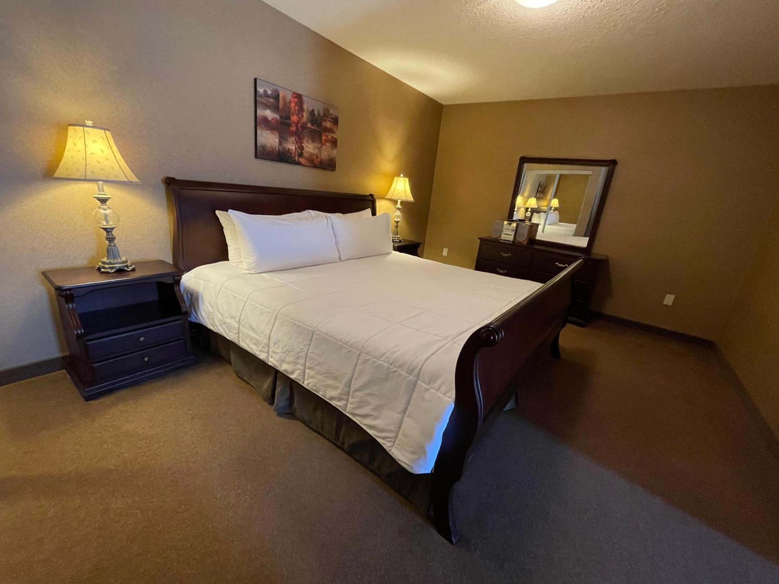 King Suite With Spa Bath photo 1