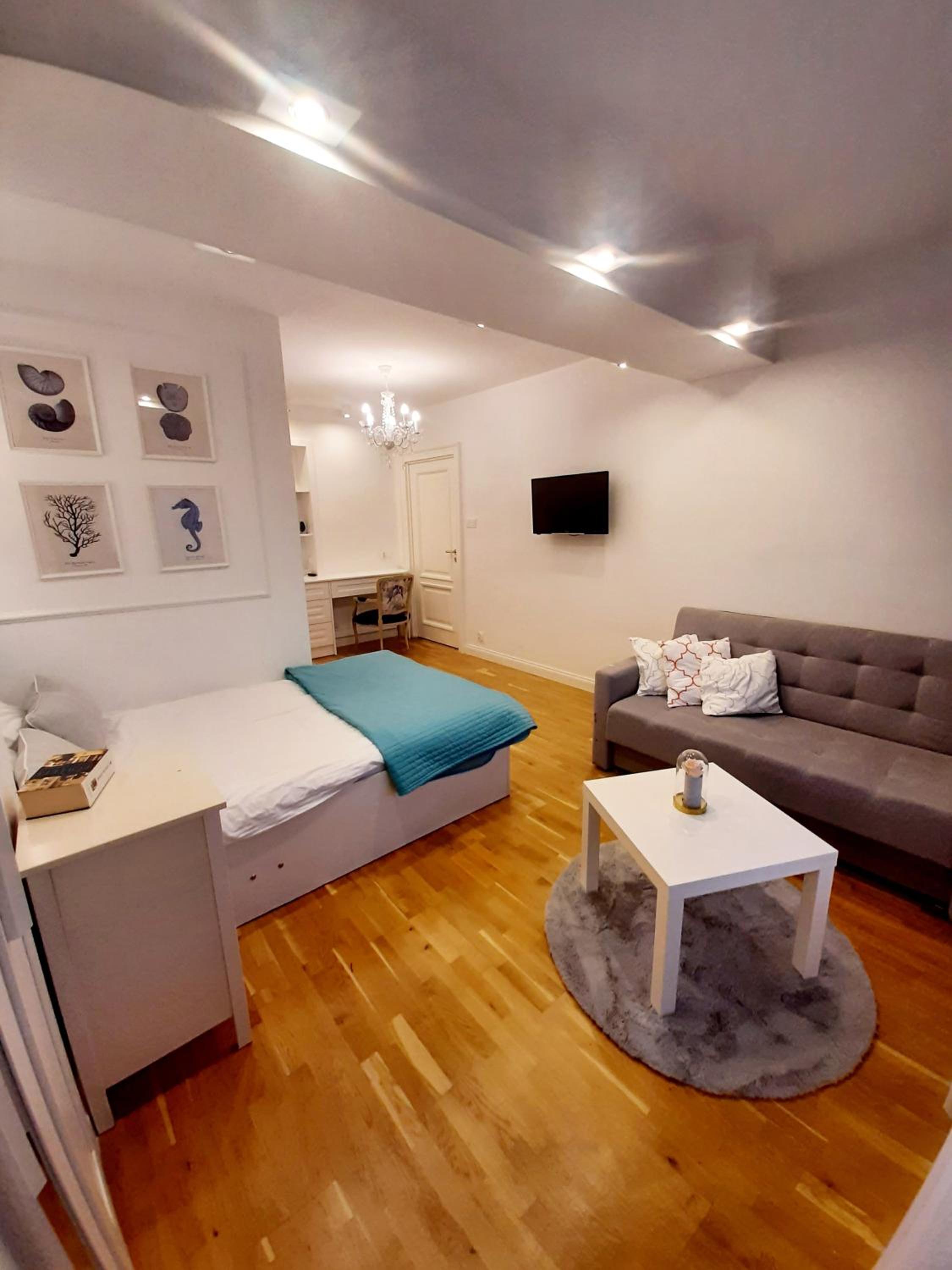Quadruple Room with Balcony photo 3
