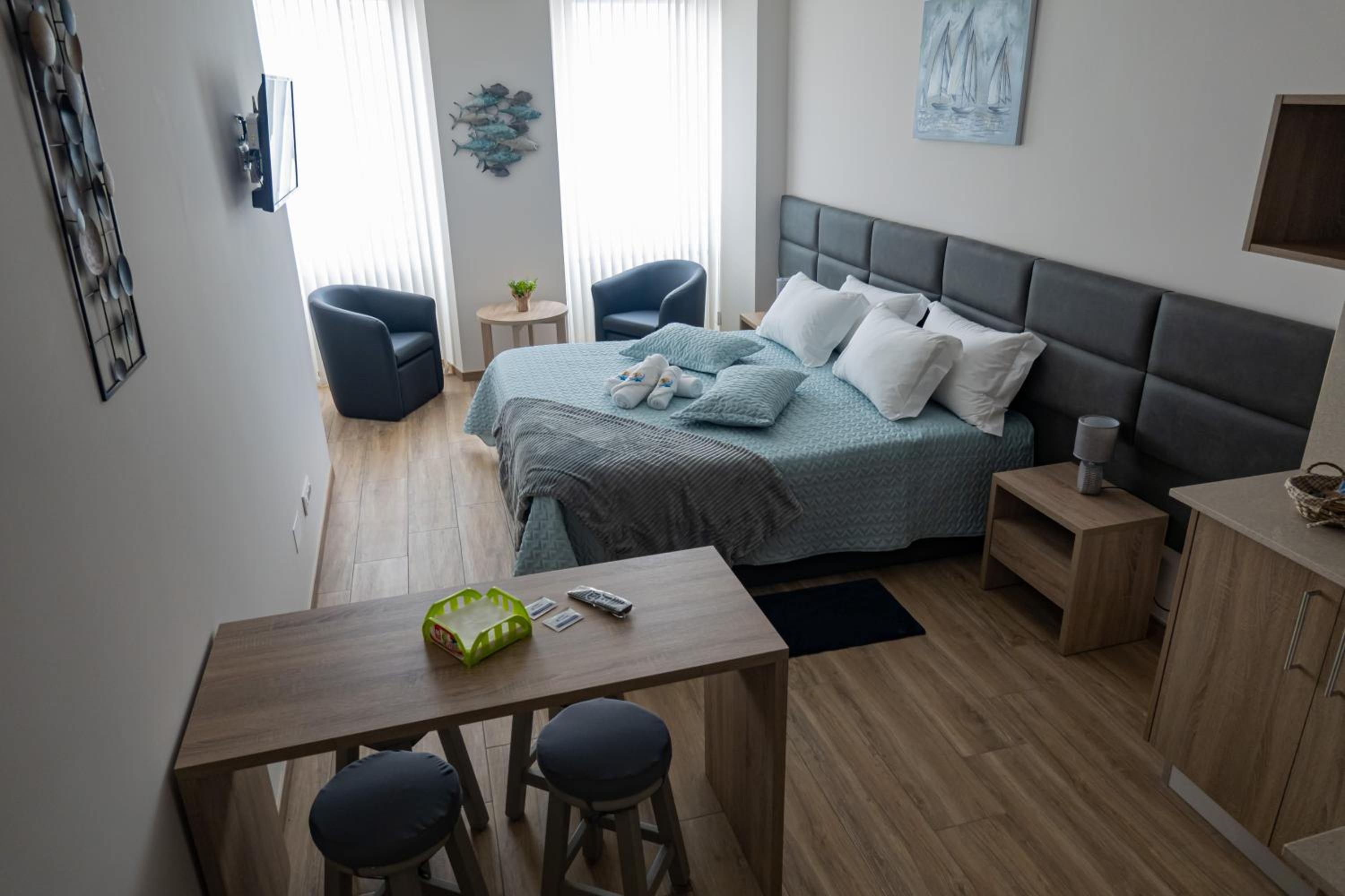 Superior Double or Twin Room with Sea View - Photo 1