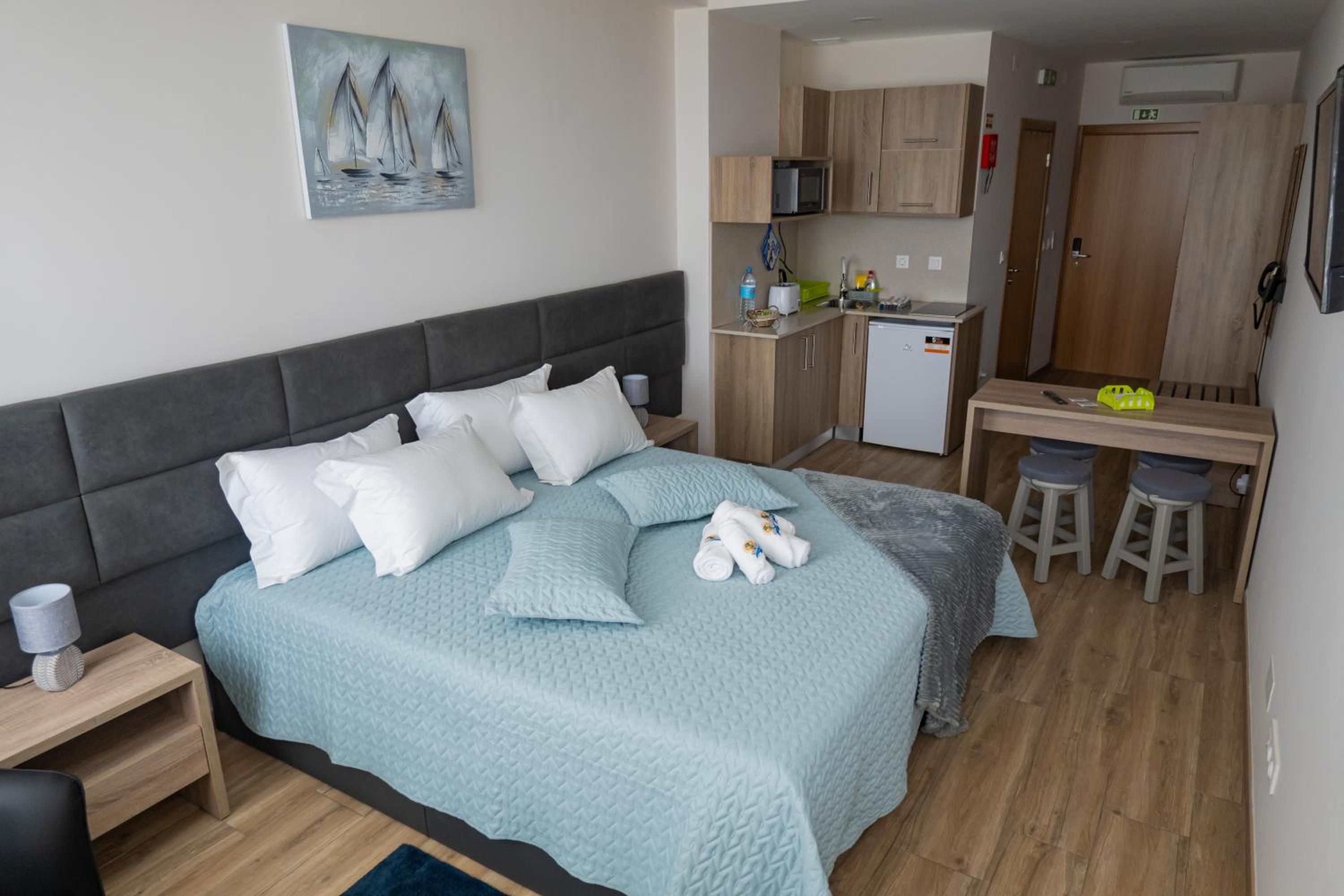 Superior Double or Twin Room with Sea View - Photo 4
