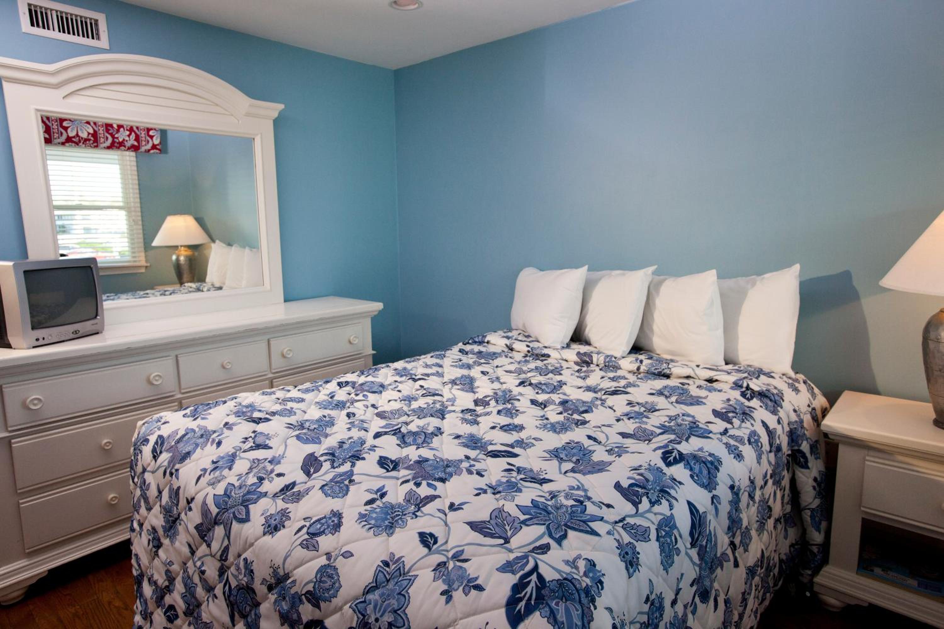 One-Bedroom Suite photo 1