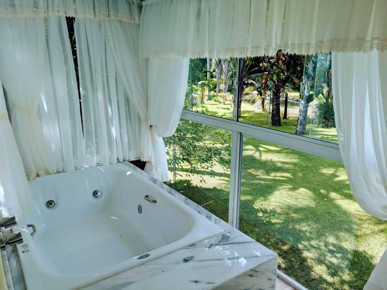 Studio with Spa Bath photo 3