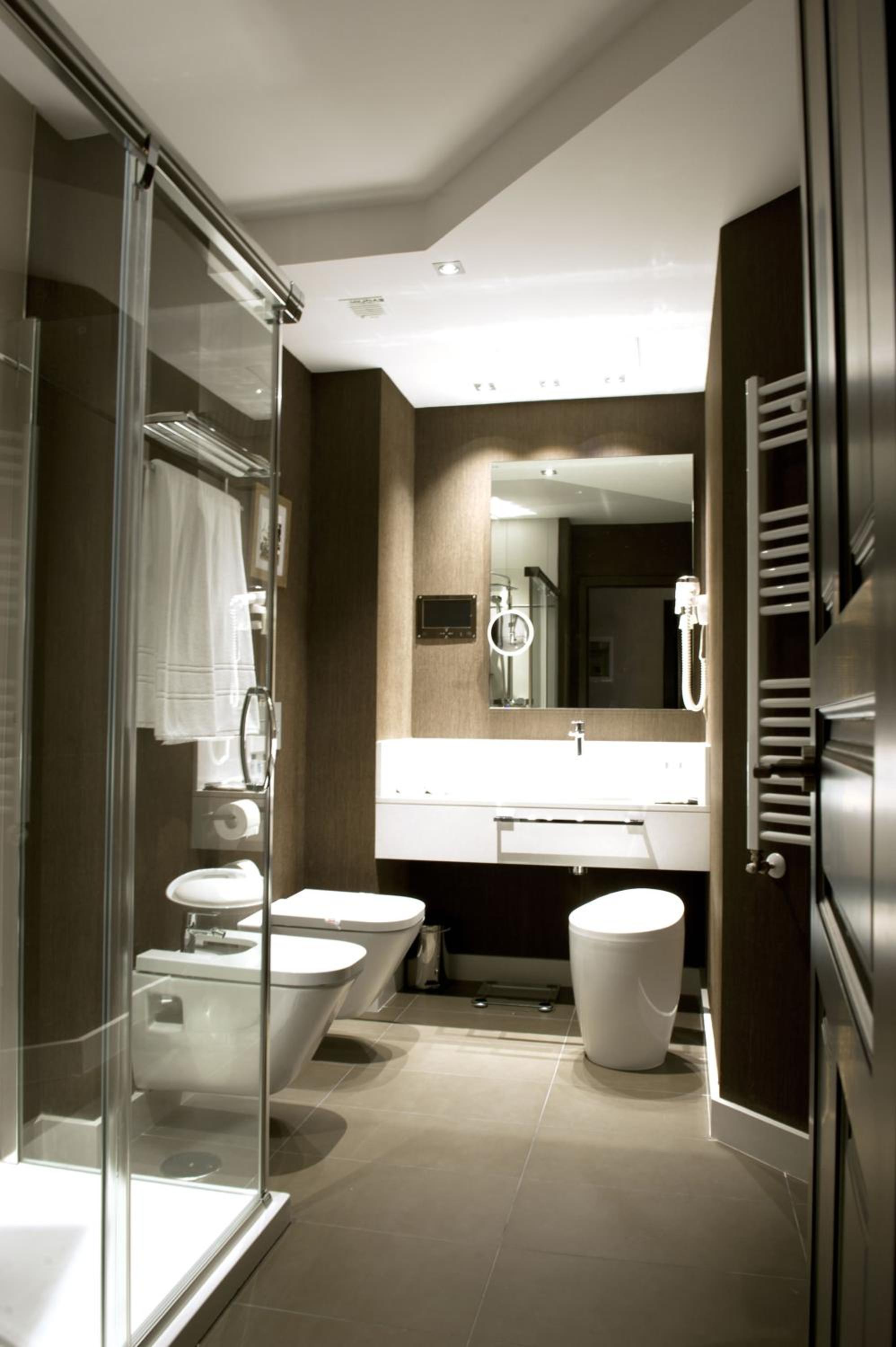 Comfort Double Room with Hot Tub  - Photo 11