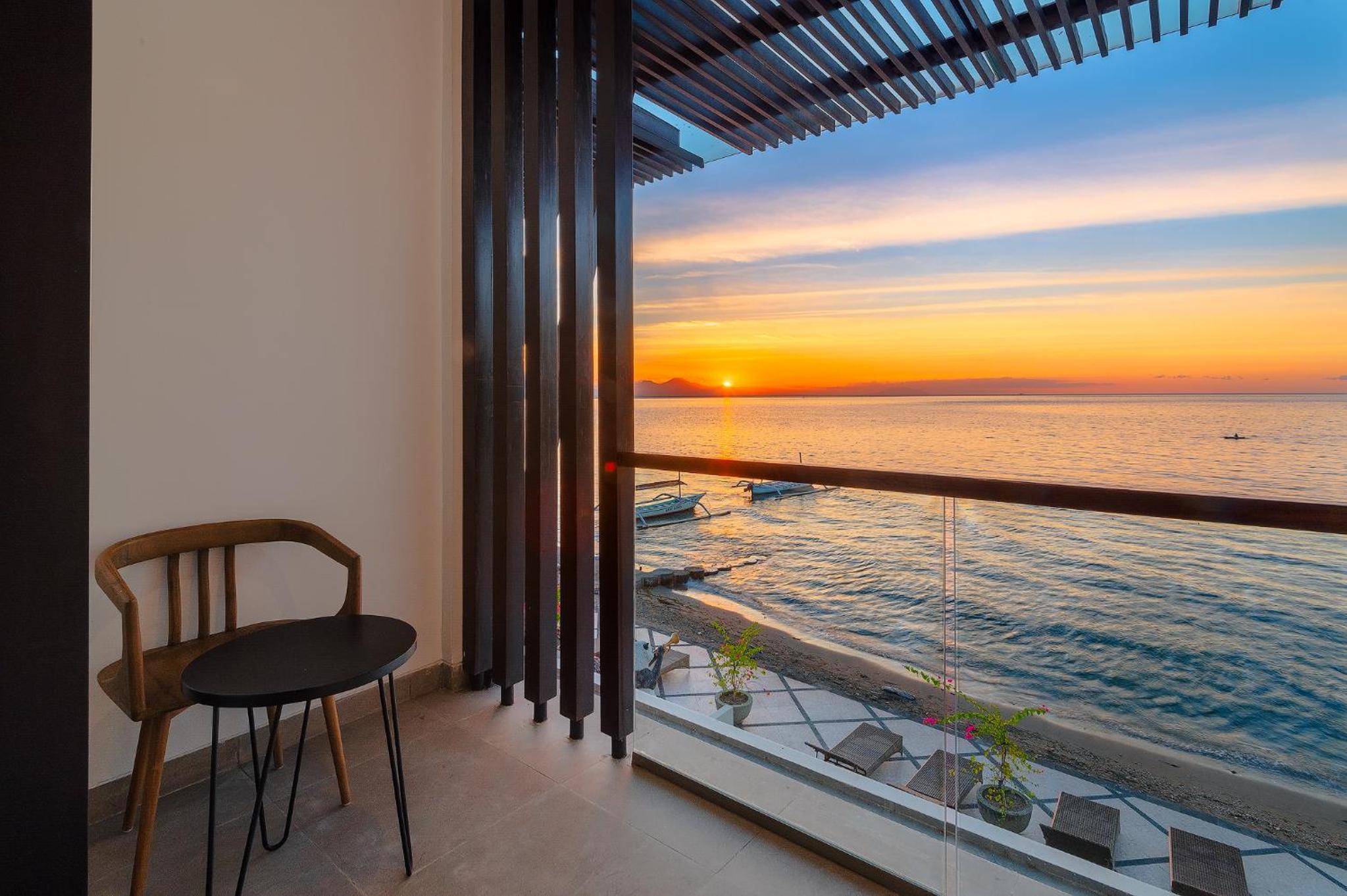 Deluxe Double Room with Sea View - Photo 5