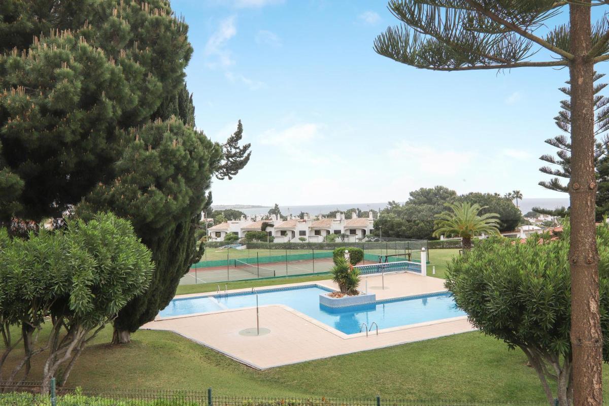 Villa photo 3