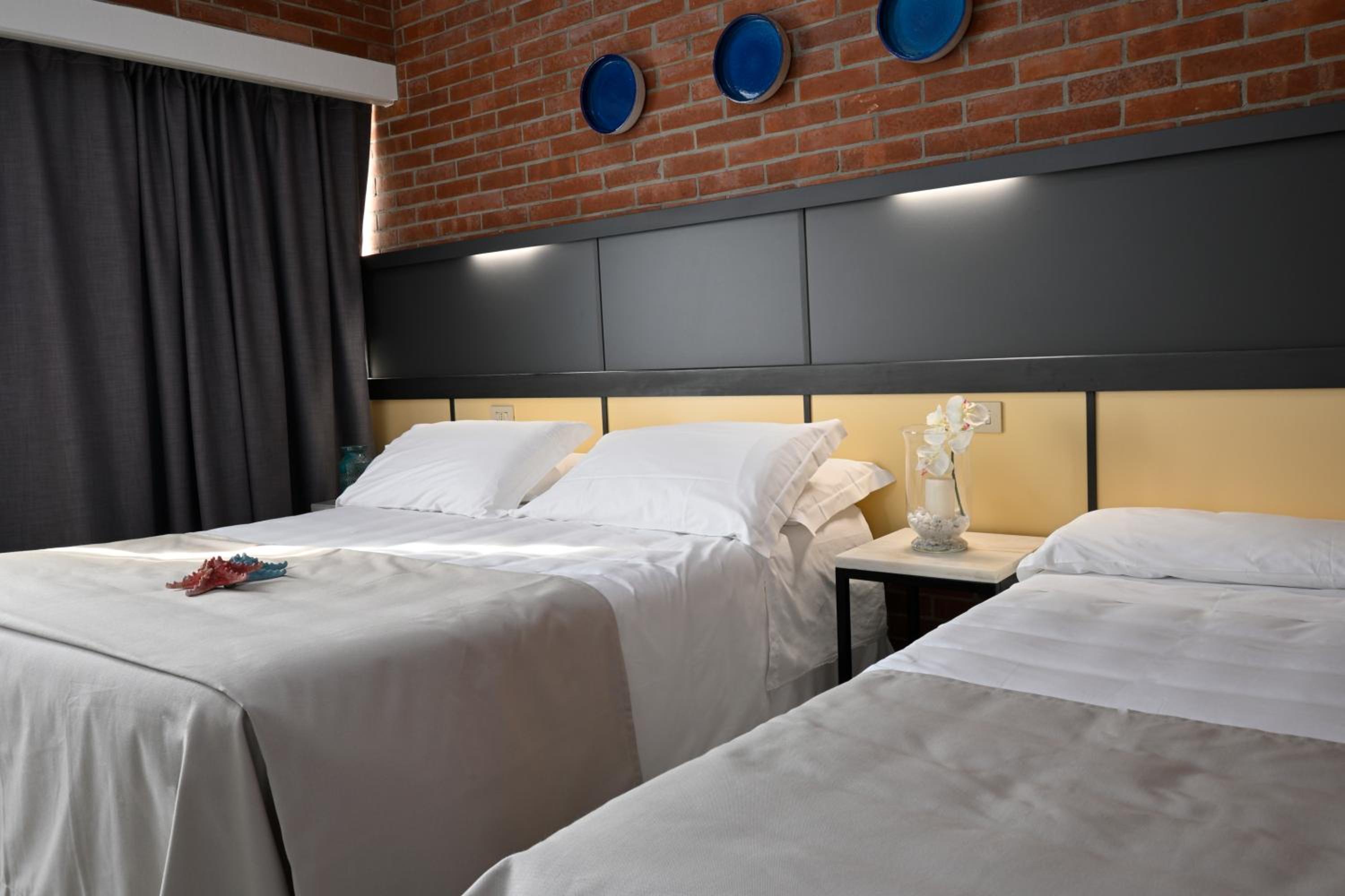Triple Room - Photo 10