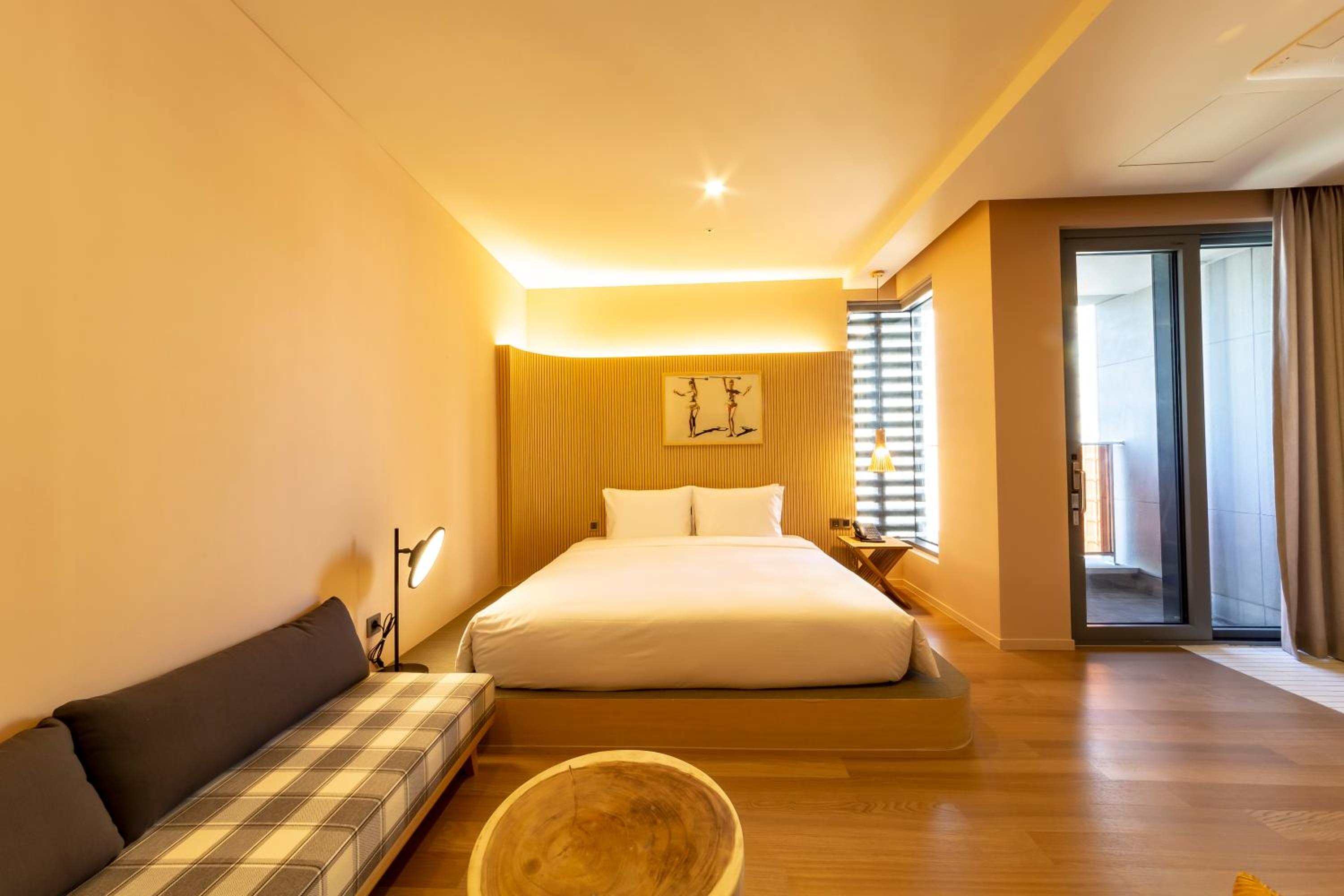 Large Double Room photo 2