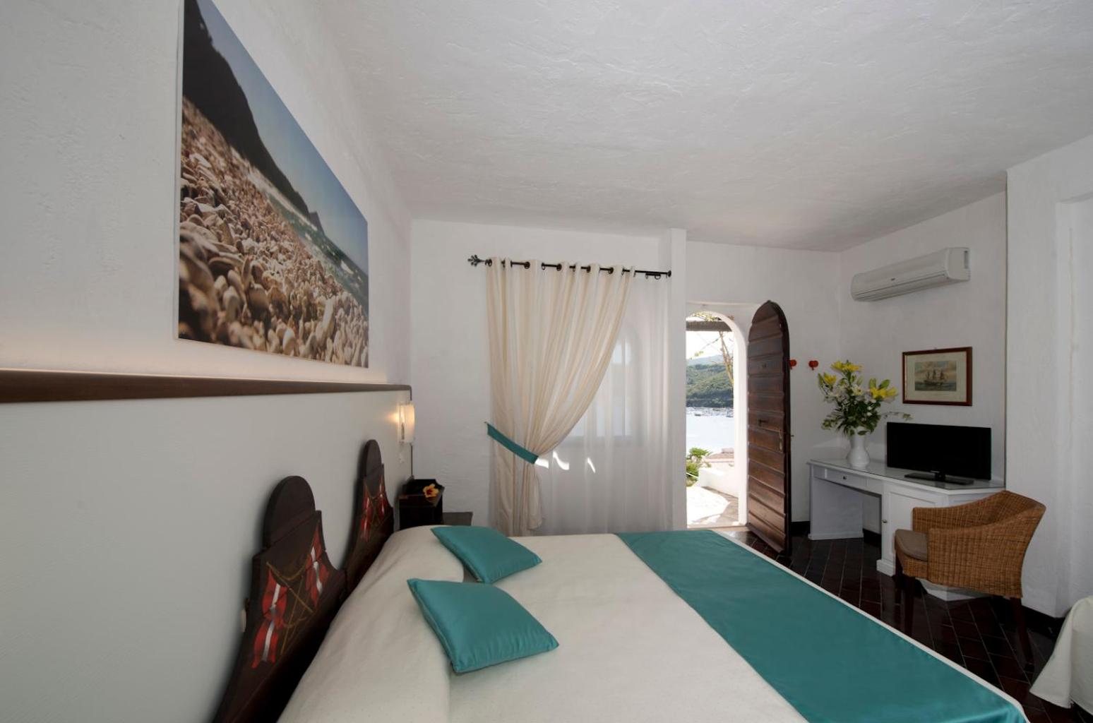 Superior Double or Twin Room with Sea View