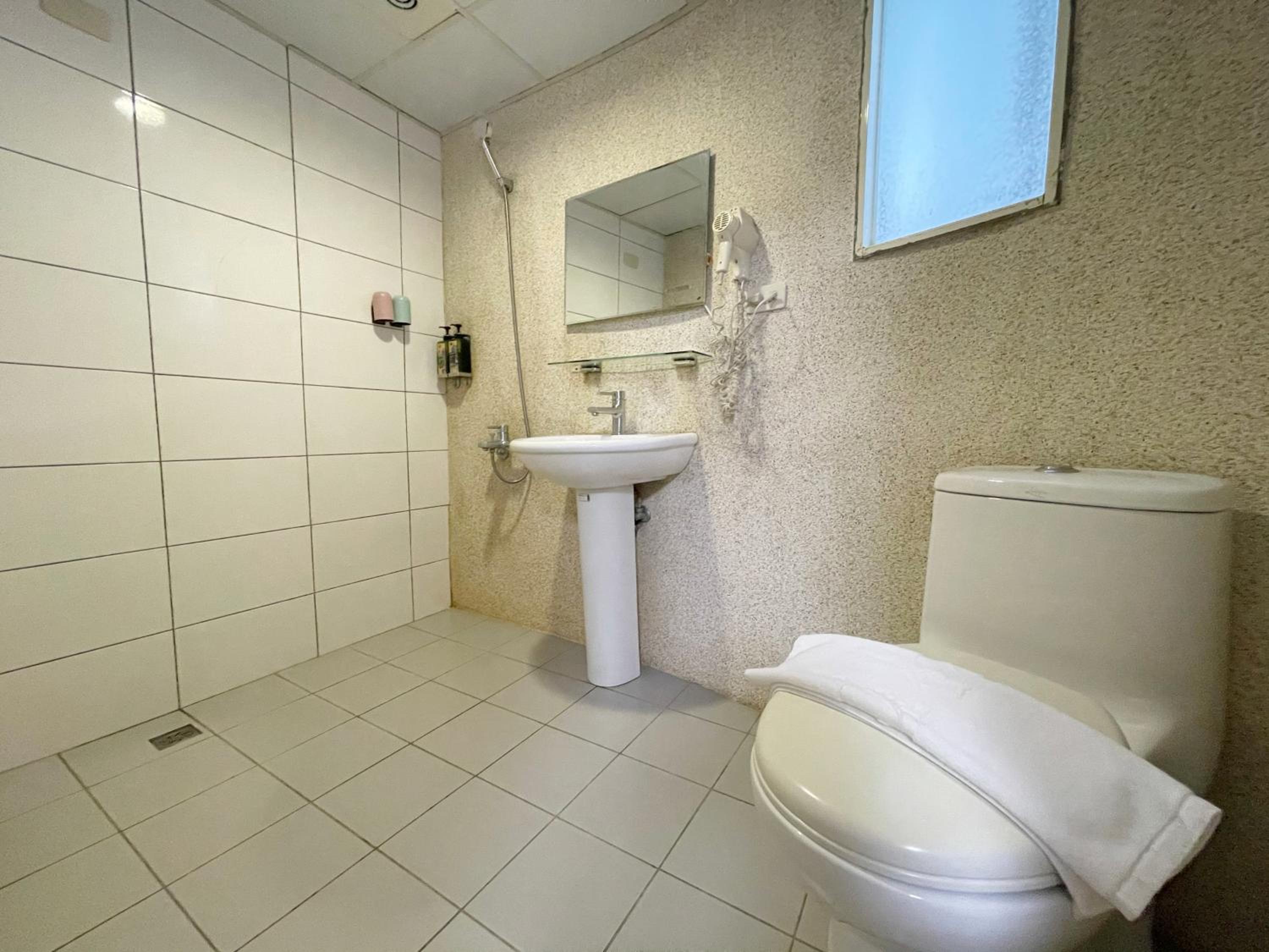 Double or Twin Room - Photo 1