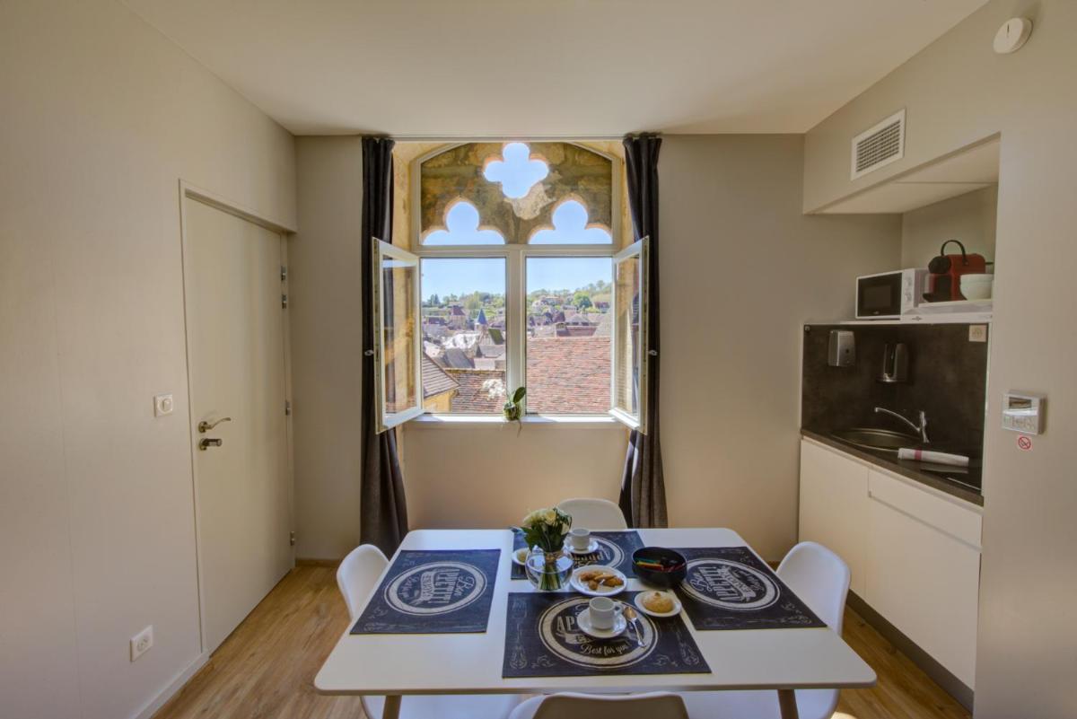 Apartment - Photo 17