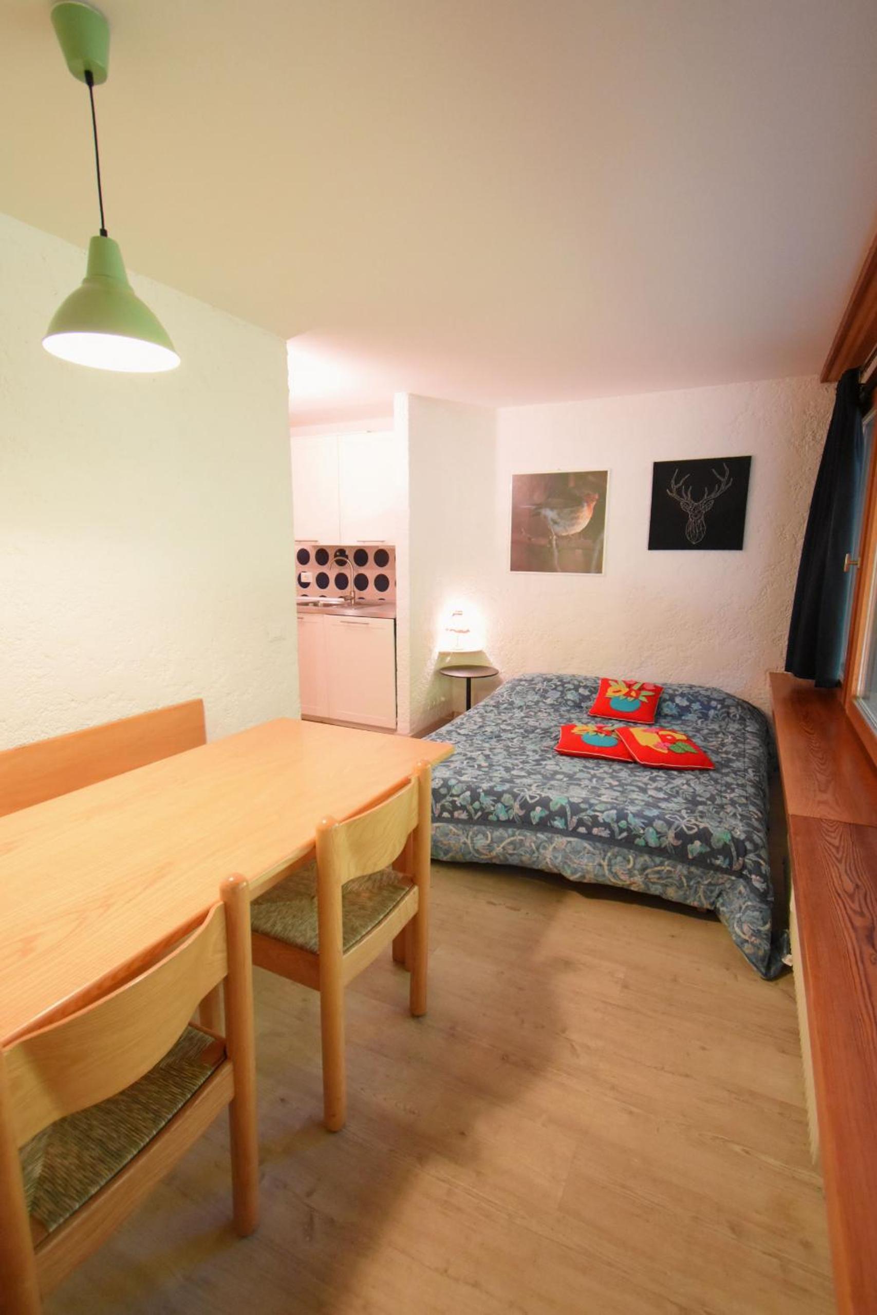 Apartment with Garden View