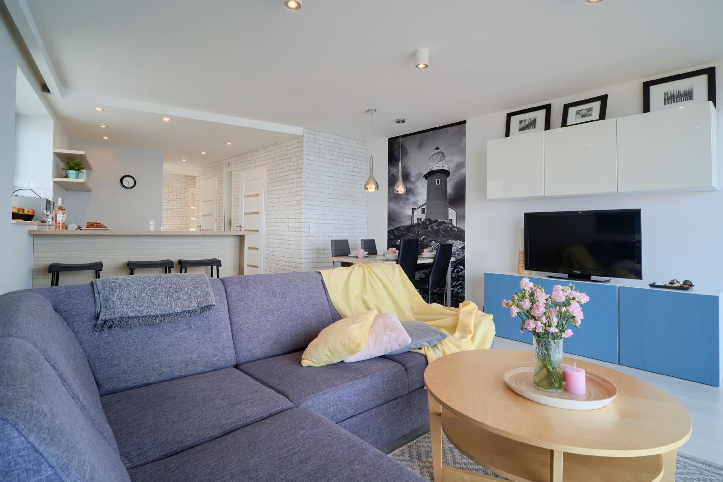 Luxury One-Bedroom Apartment with Sea View photo 1