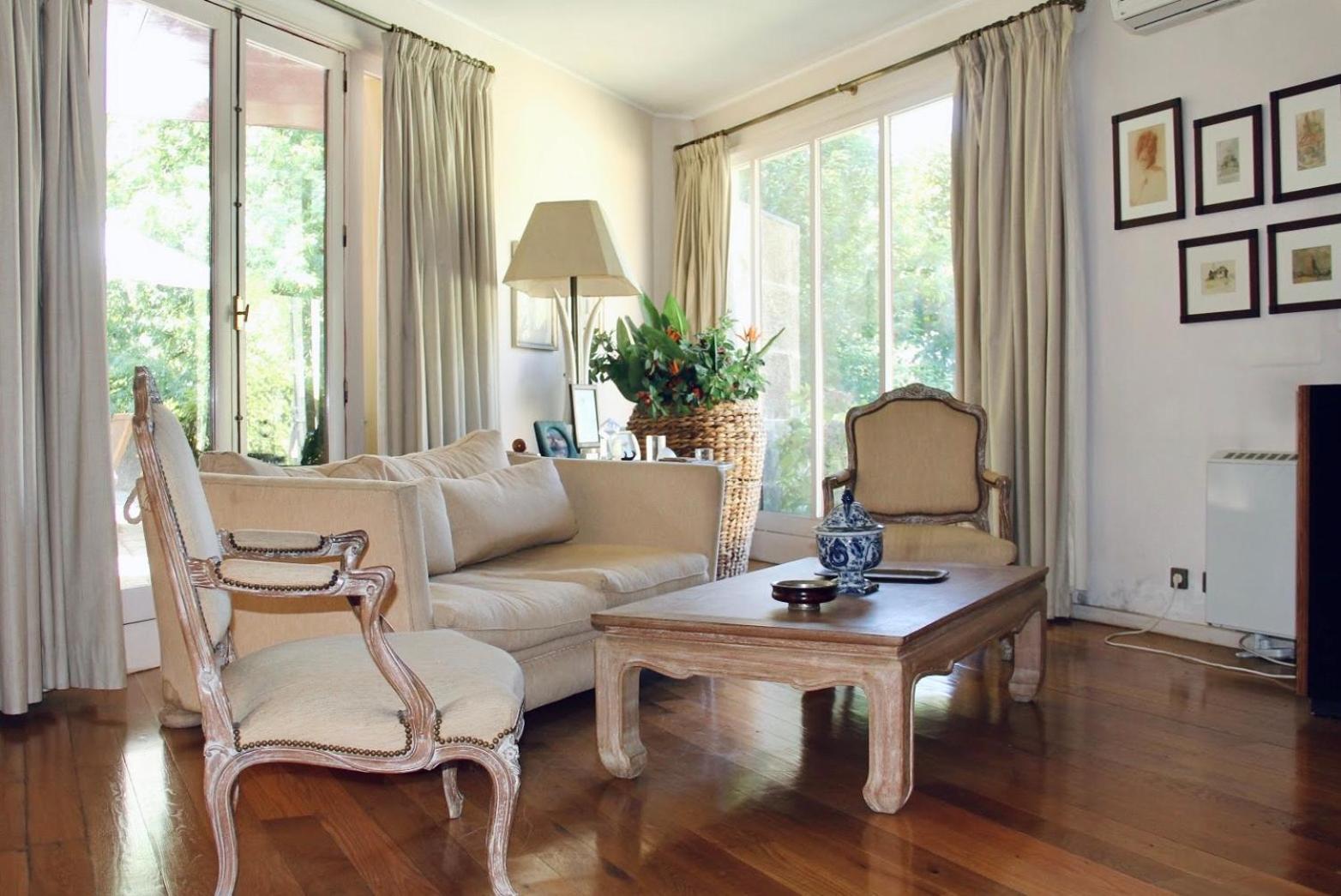Villa photo 1