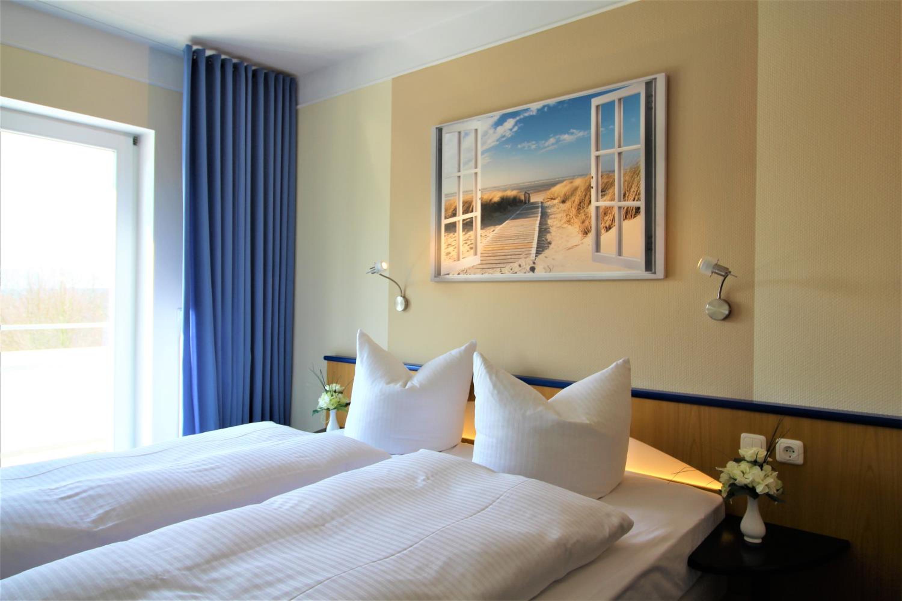 Double Room with Balcony photo 2