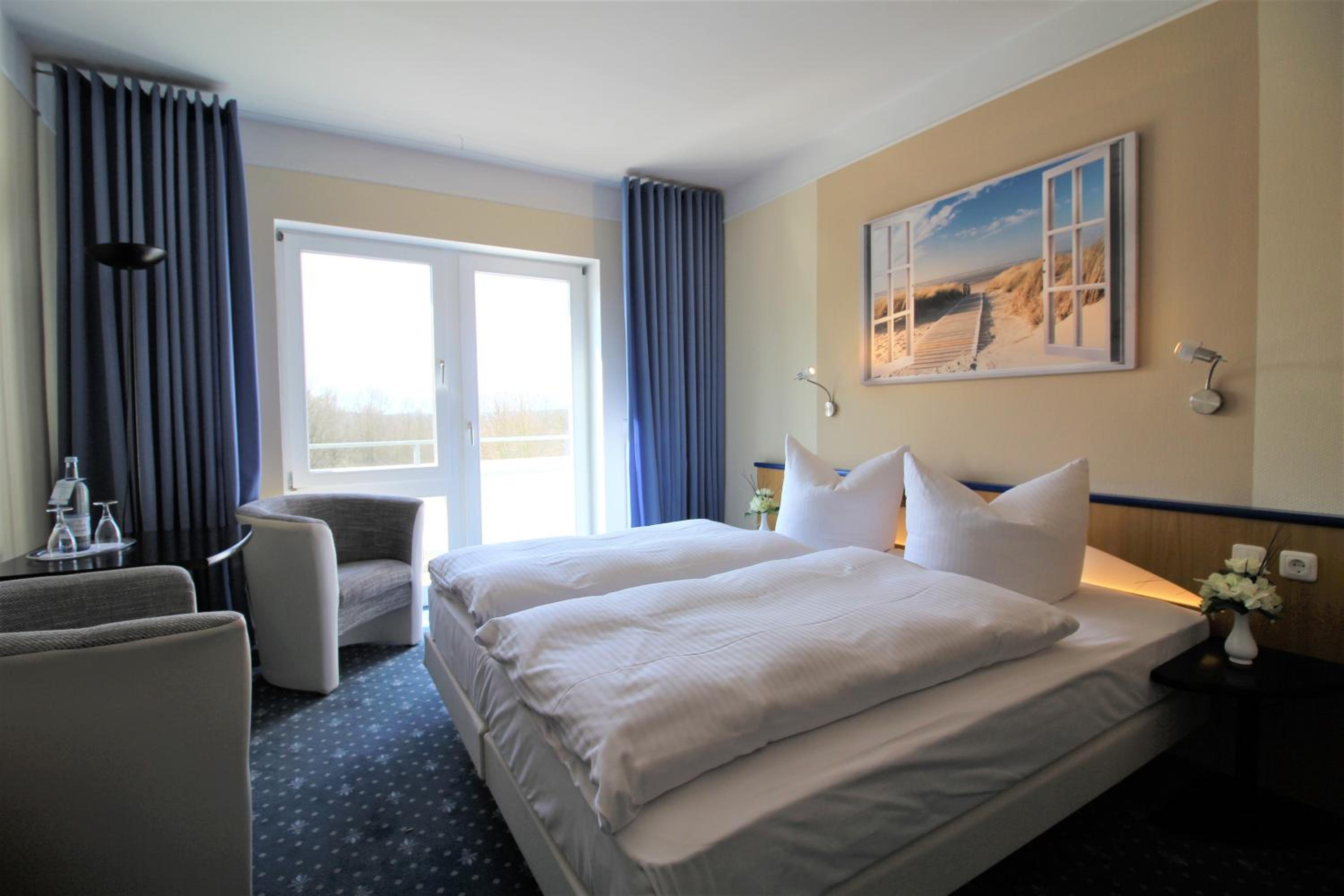 Double Room with Balcony photo 3