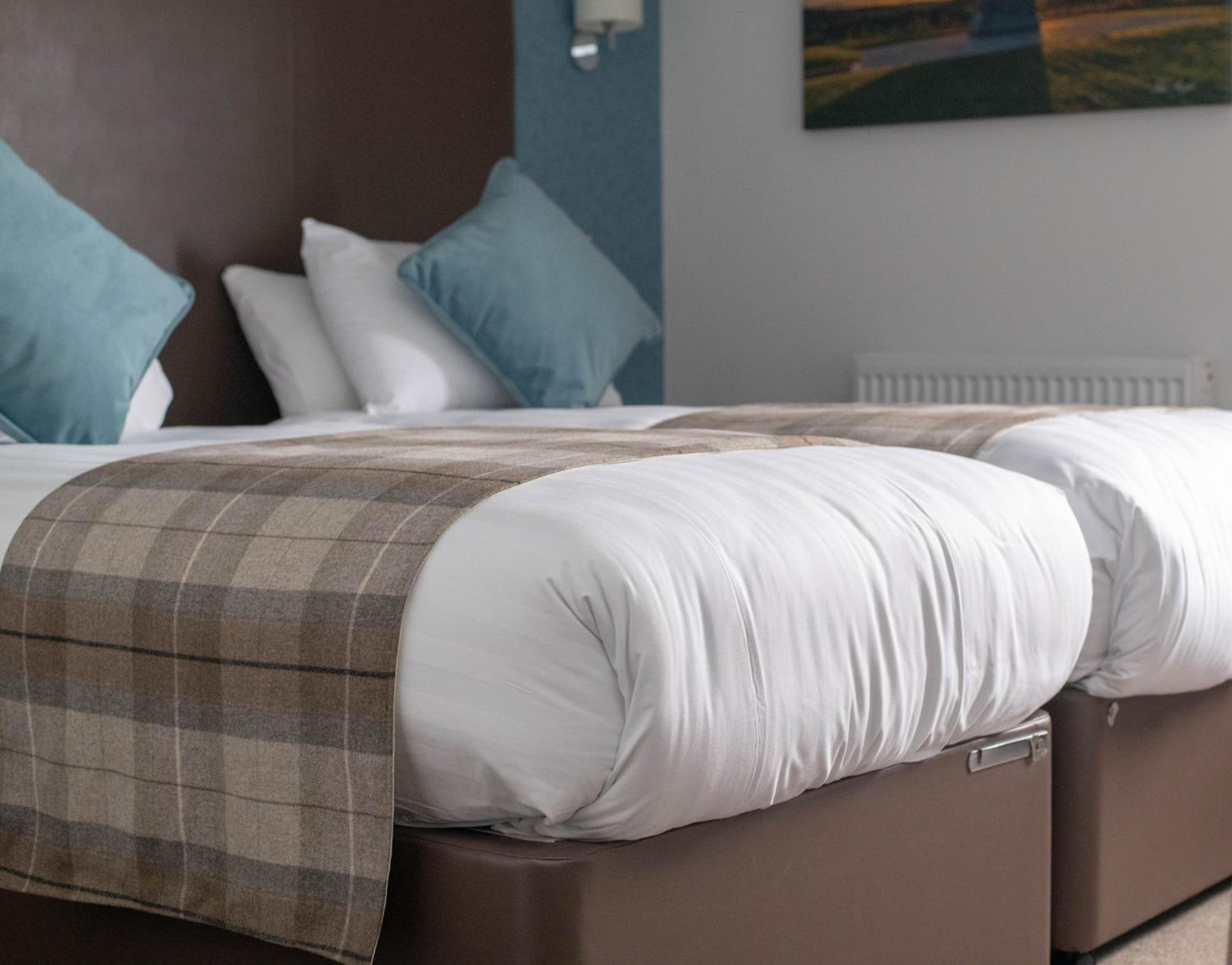 Twin Room - Photo 2