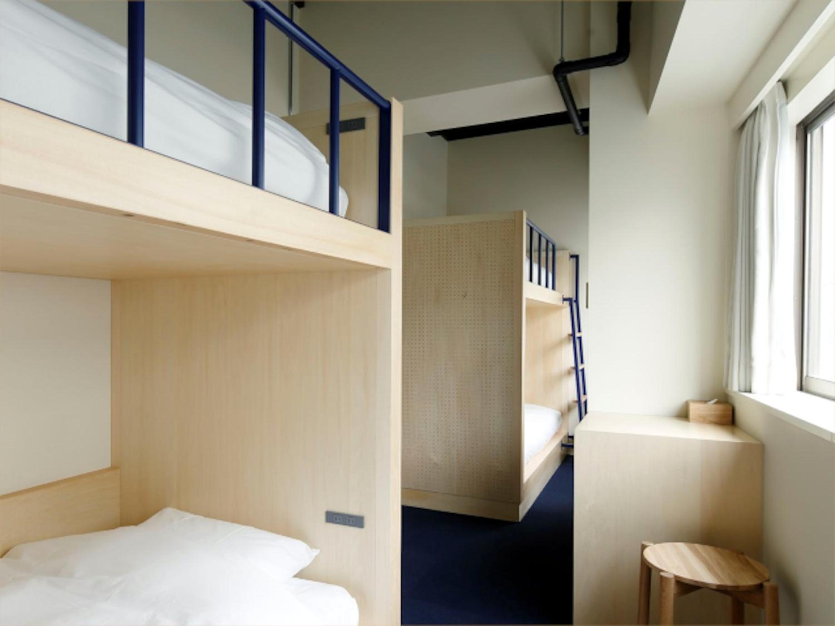 Private Room with Bunk Beds / Shared Bathroom photo 3