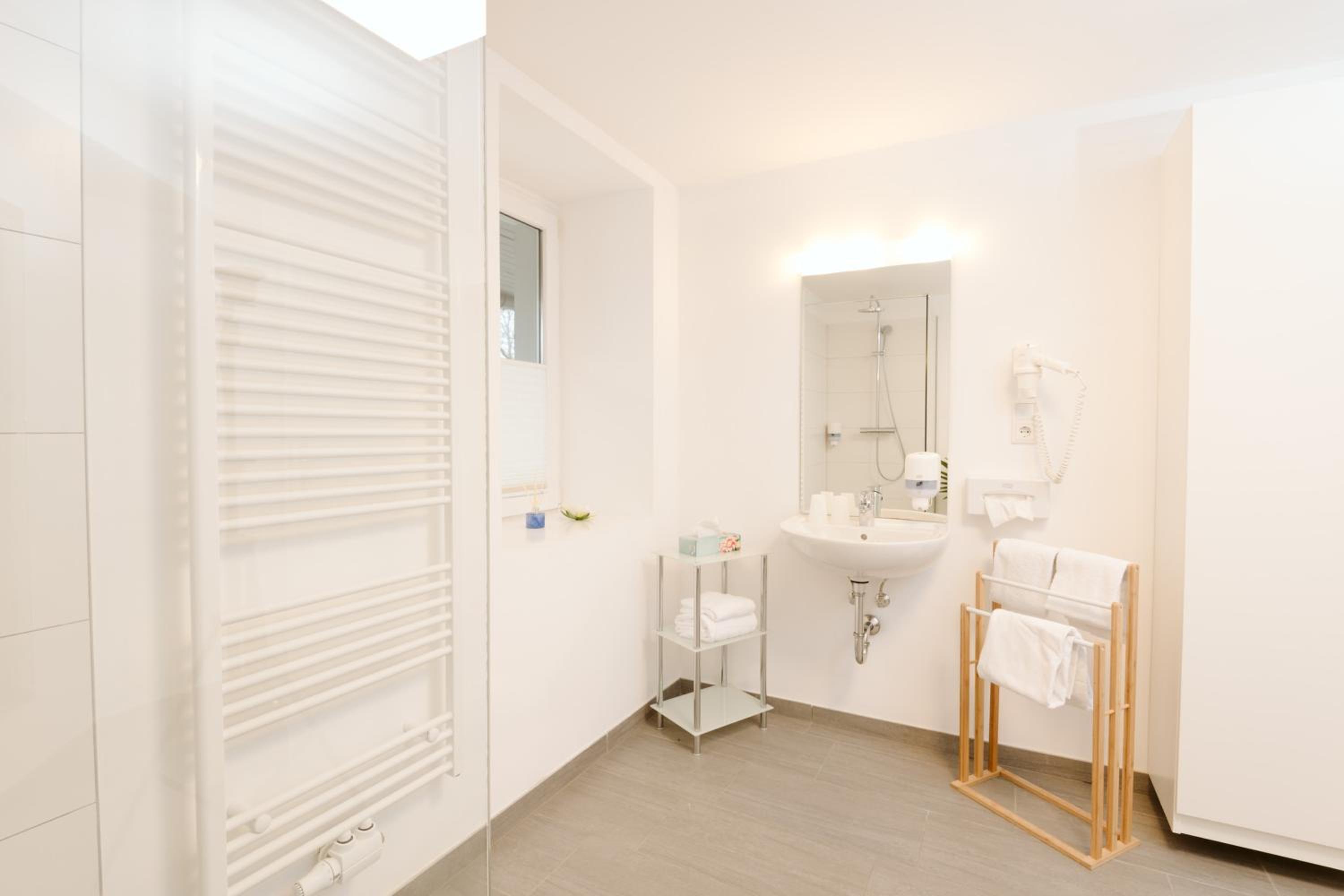 Superior Double Room - Photo 3